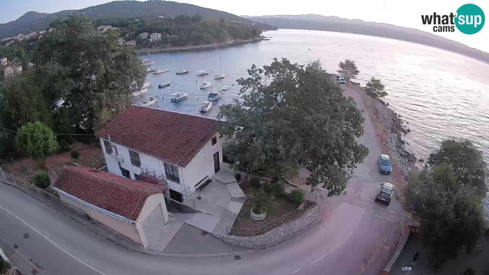 Ika Harbor Webcam – LIVE View of the Harbor and Opatija Lights