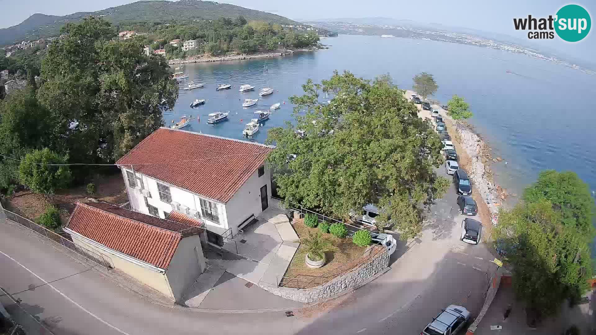 Ika Harbor Webcam – LIVE View of the Harbor and Opatija Lights