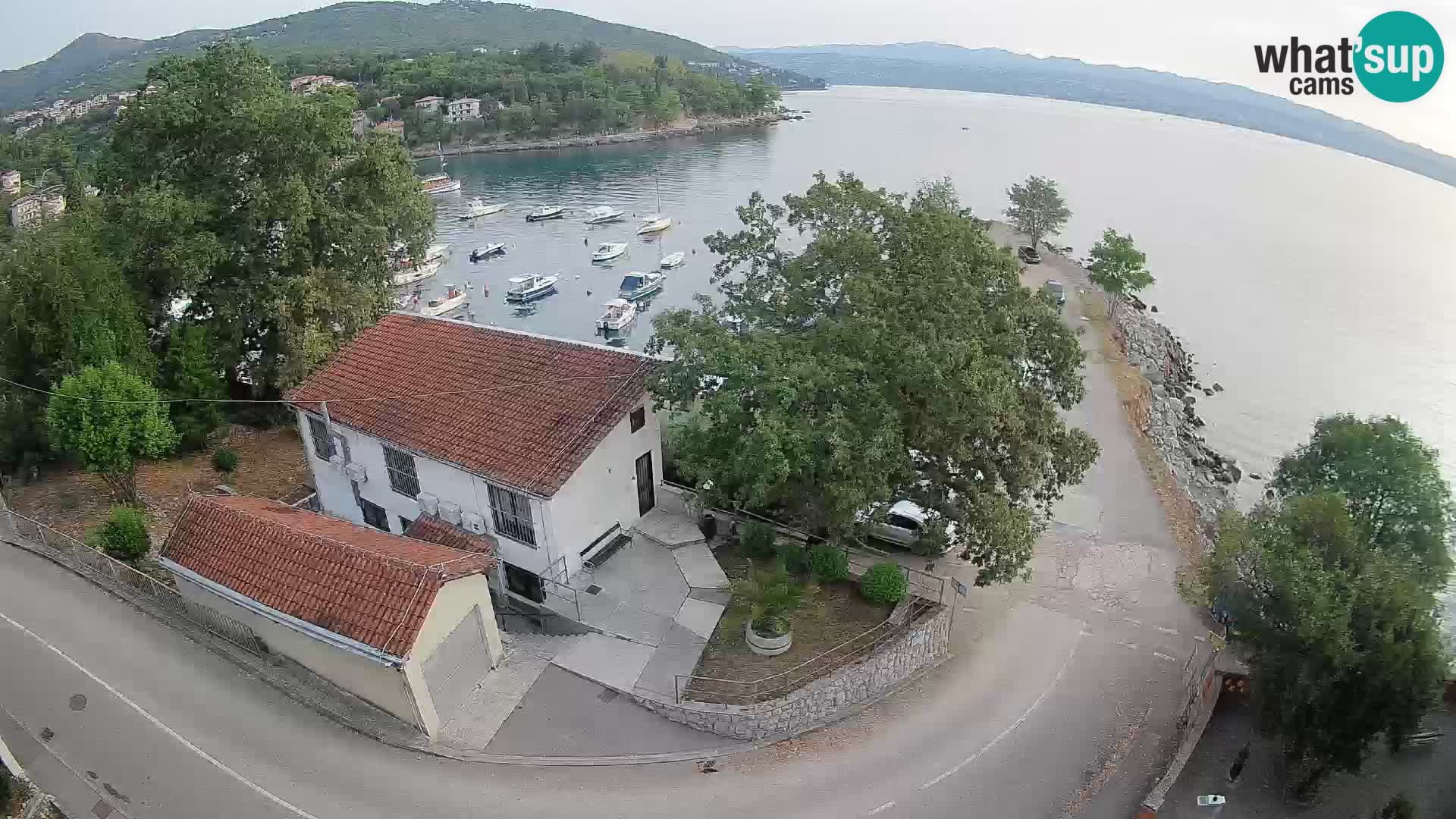 Ika Harbor Webcam – LIVE View of the Harbor and Opatija Lights
