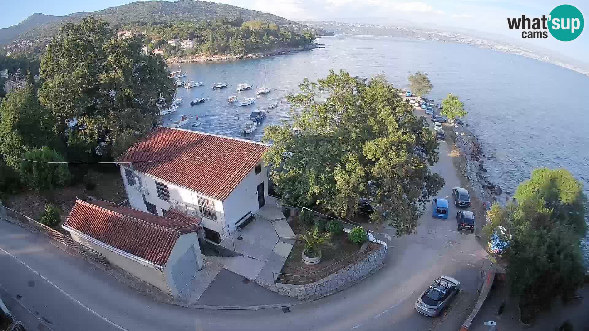 Ika Harbor Webcam – LIVE View of the Harbor and Opatija Lights