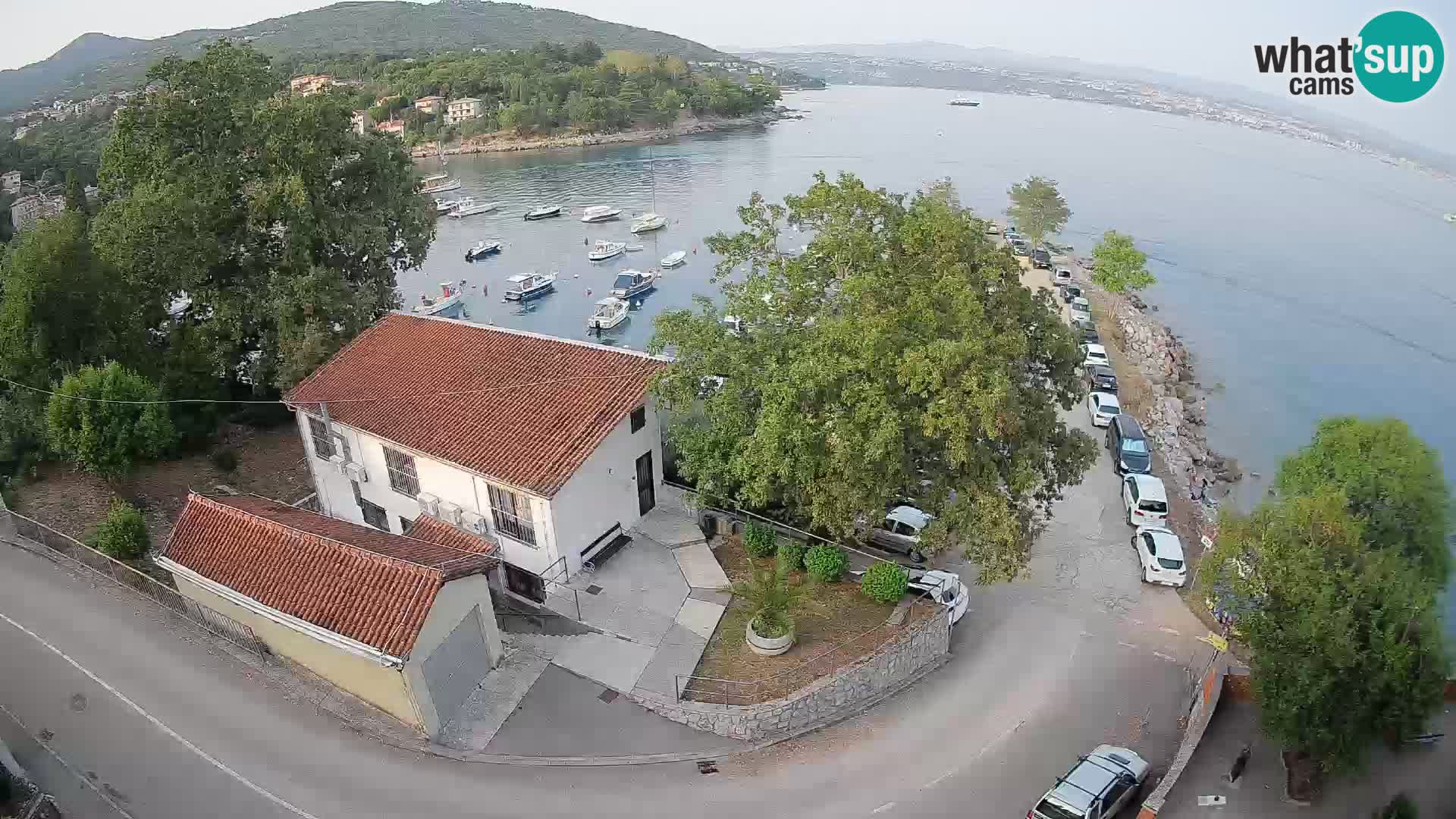 Ika Harbor Webcam – LIVE View of the Harbor and Opatija Lights