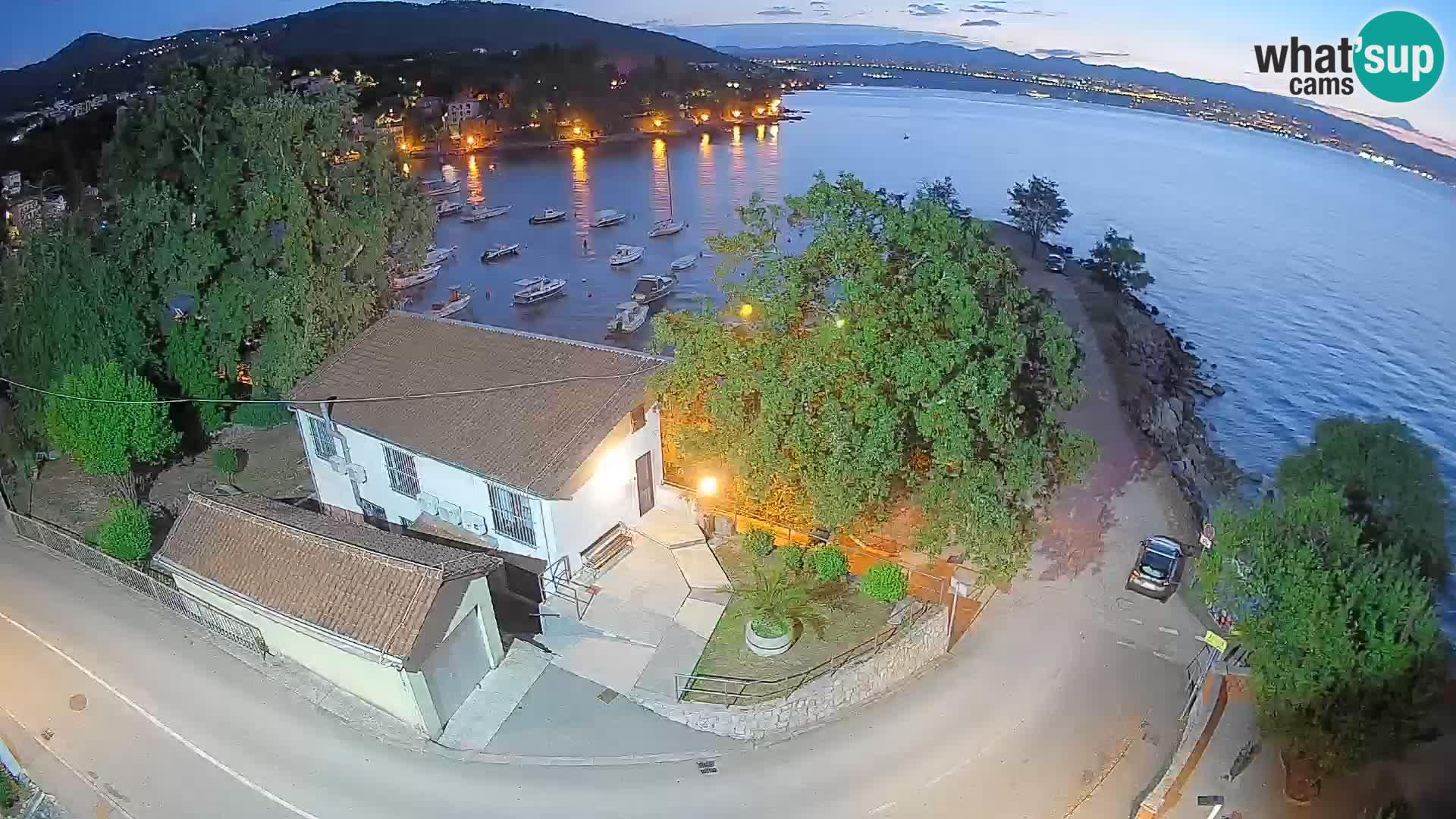 Webcam porto Ika – Vista LIVE sul porto e le luci di Opatija