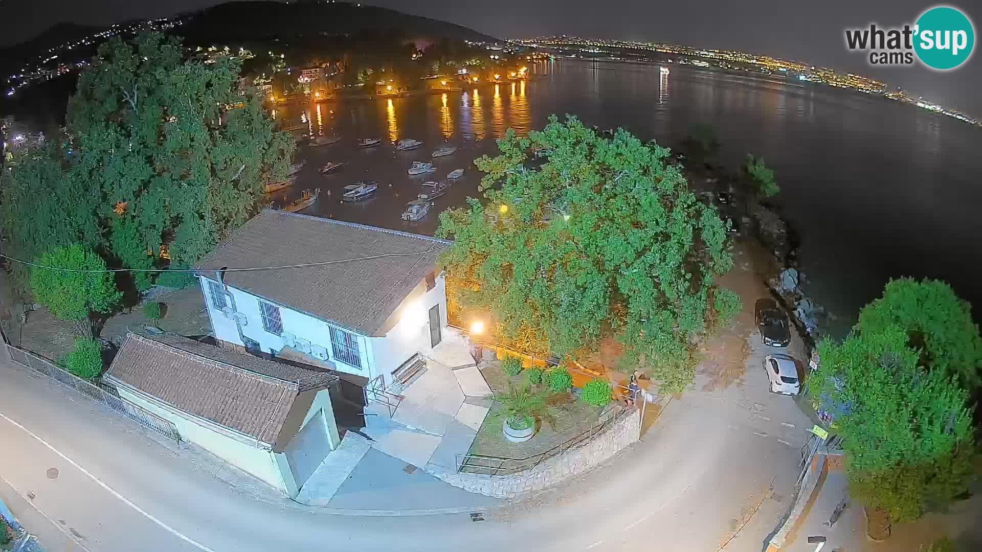 Ika Harbor Webcam – LIVE View of the Harbor and Opatija Lights