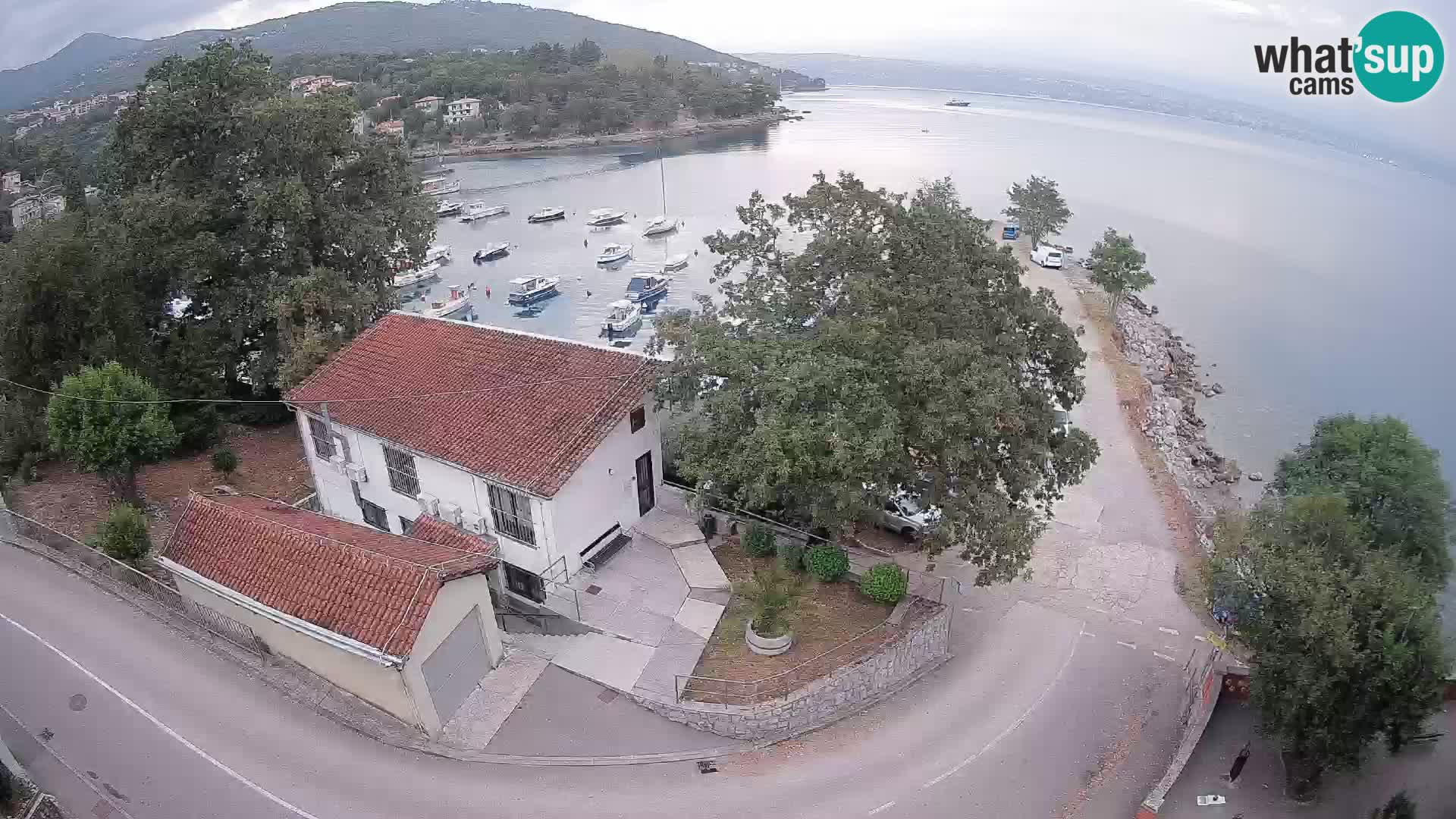 Ika Harbor Webcam – LIVE View of the Harbor and Opatija Lights