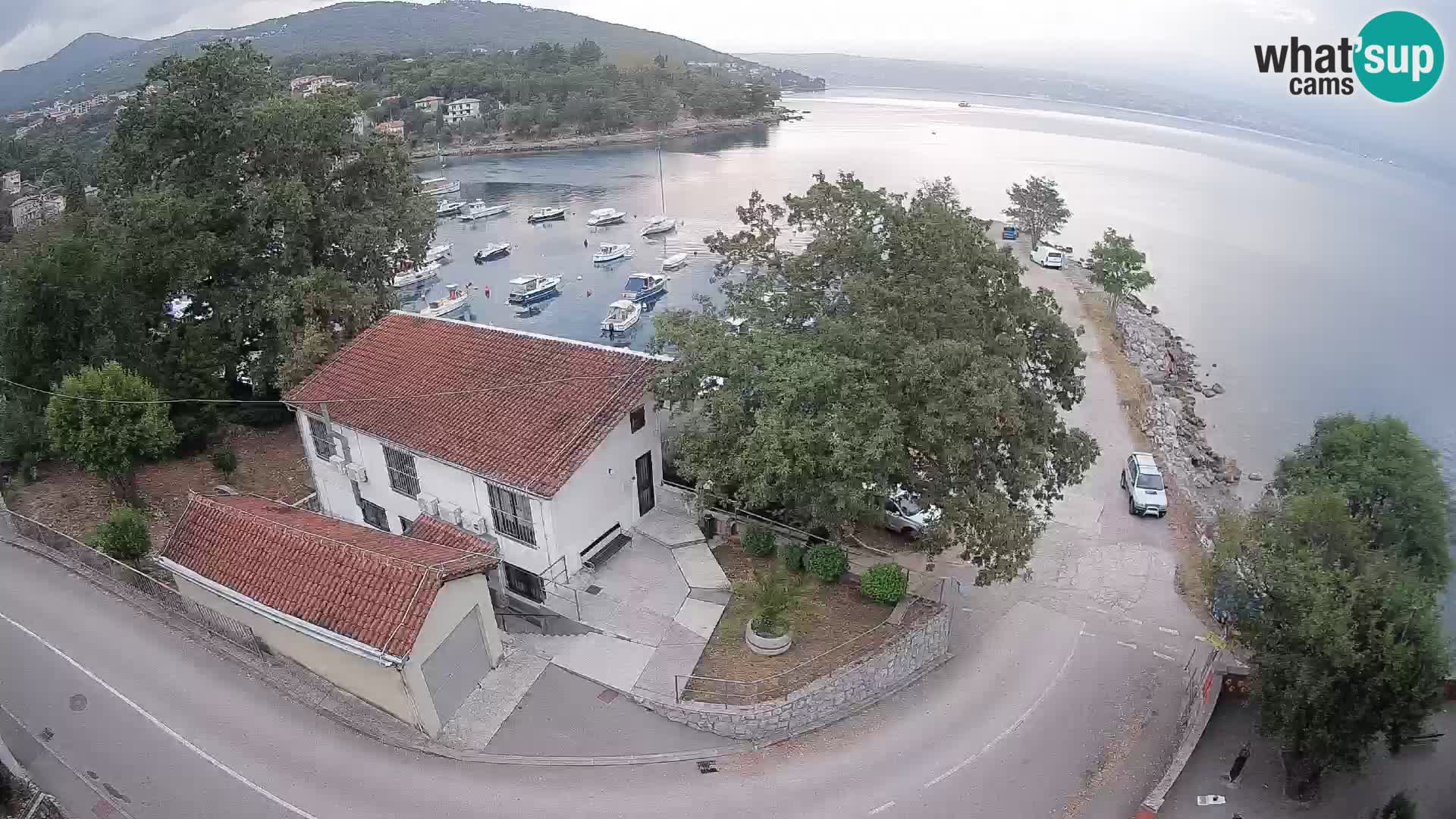 Ika Harbor Webcam – LIVE View of the Harbor and Opatija Lights