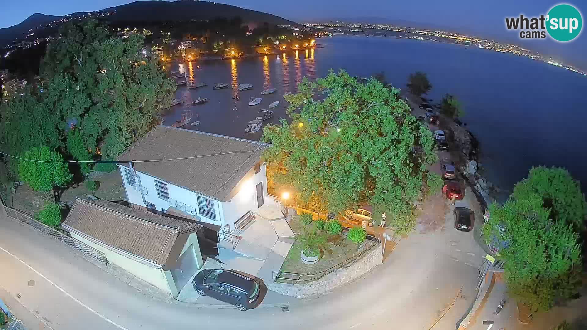 Ika Harbor Webcam – LIVE View of the Harbor and Opatija Lights