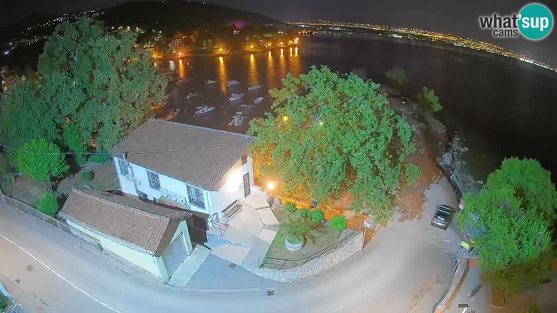 Webcam puerto de Ika – Vista en directo y luces de Opatija