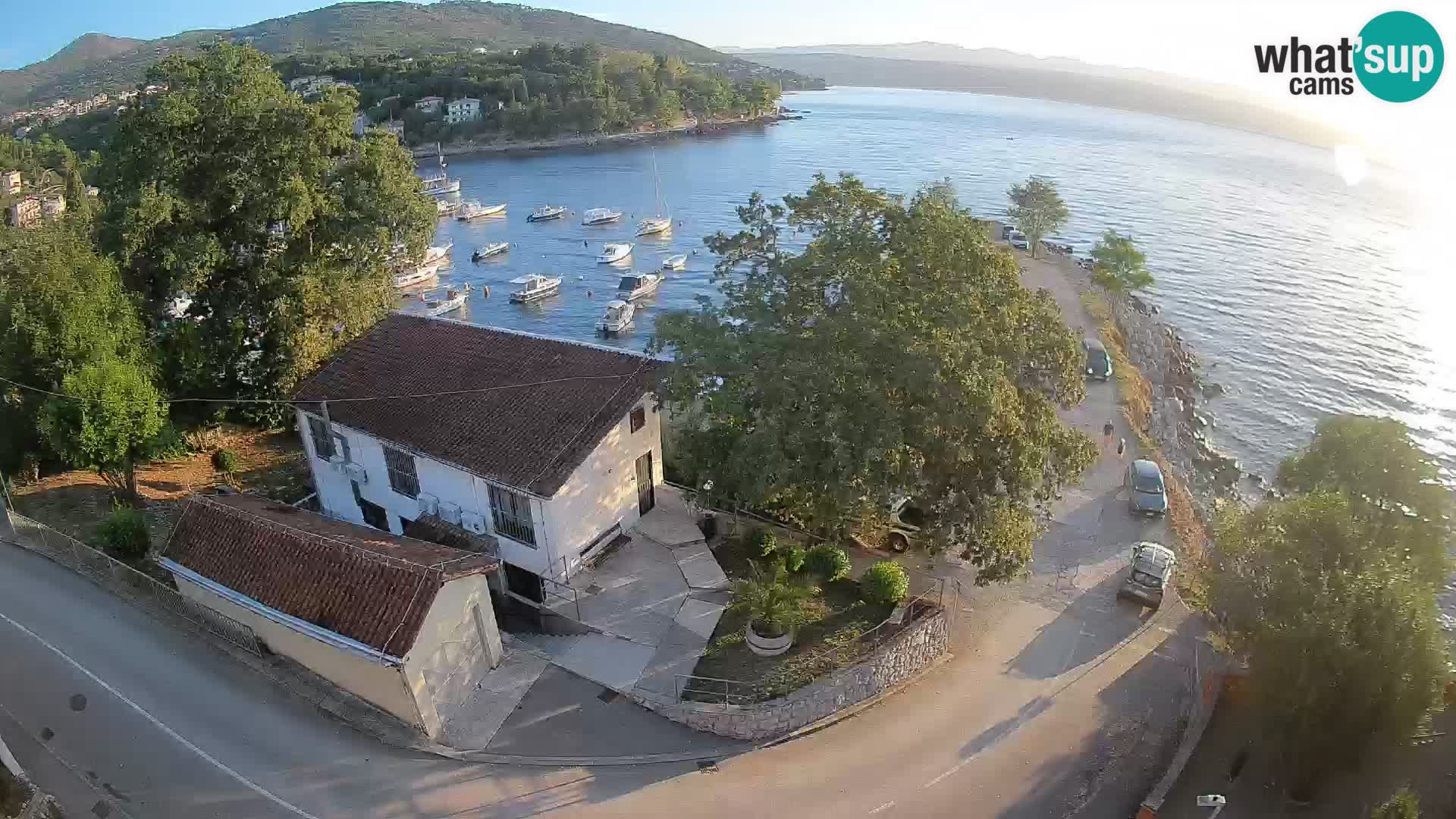Ika Harbor Webcam – LIVE View of the Harbor and Opatija Lights