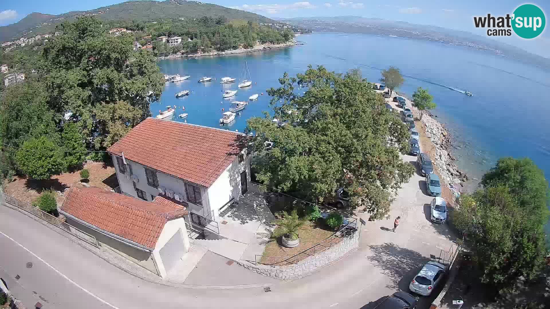 Ika Harbor Webcam – LIVE View of the Harbor and Opatija Lights