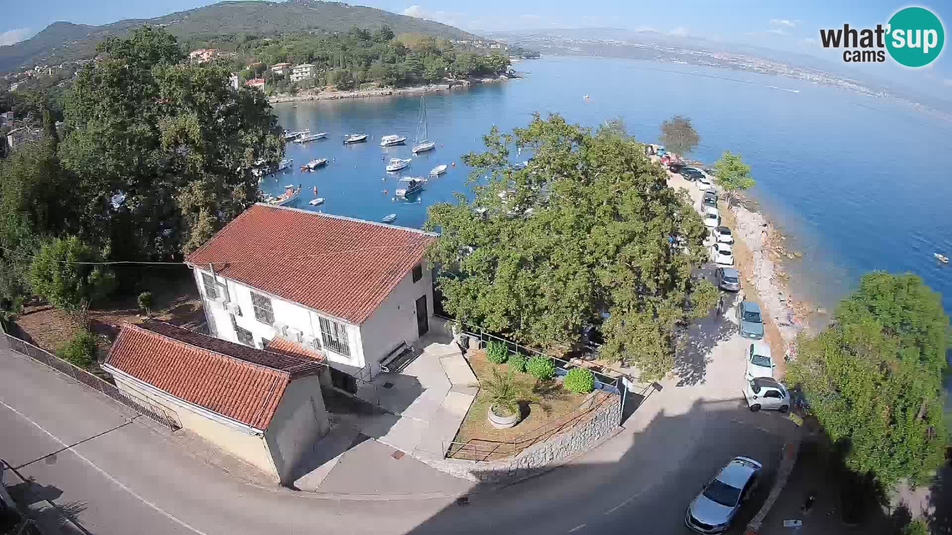 Ika Harbor Webcam – LIVE View of the Harbor and Opatija Lights