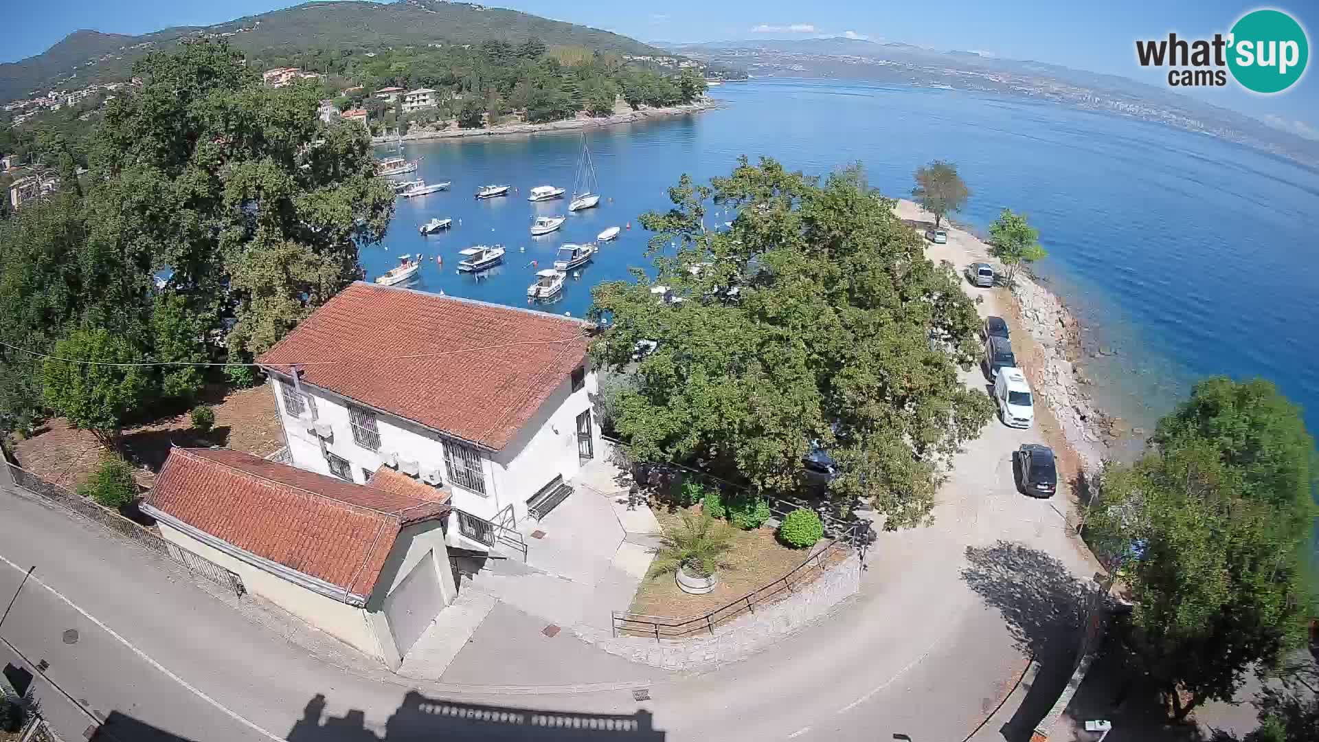 Ika Harbor Webcam – LIVE View of the Harbor and Opatija Lights