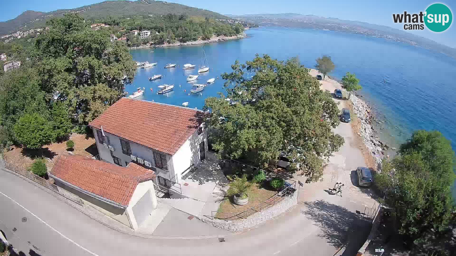 Ika Harbor Webcam – LIVE View of the Harbor and Opatija Lights