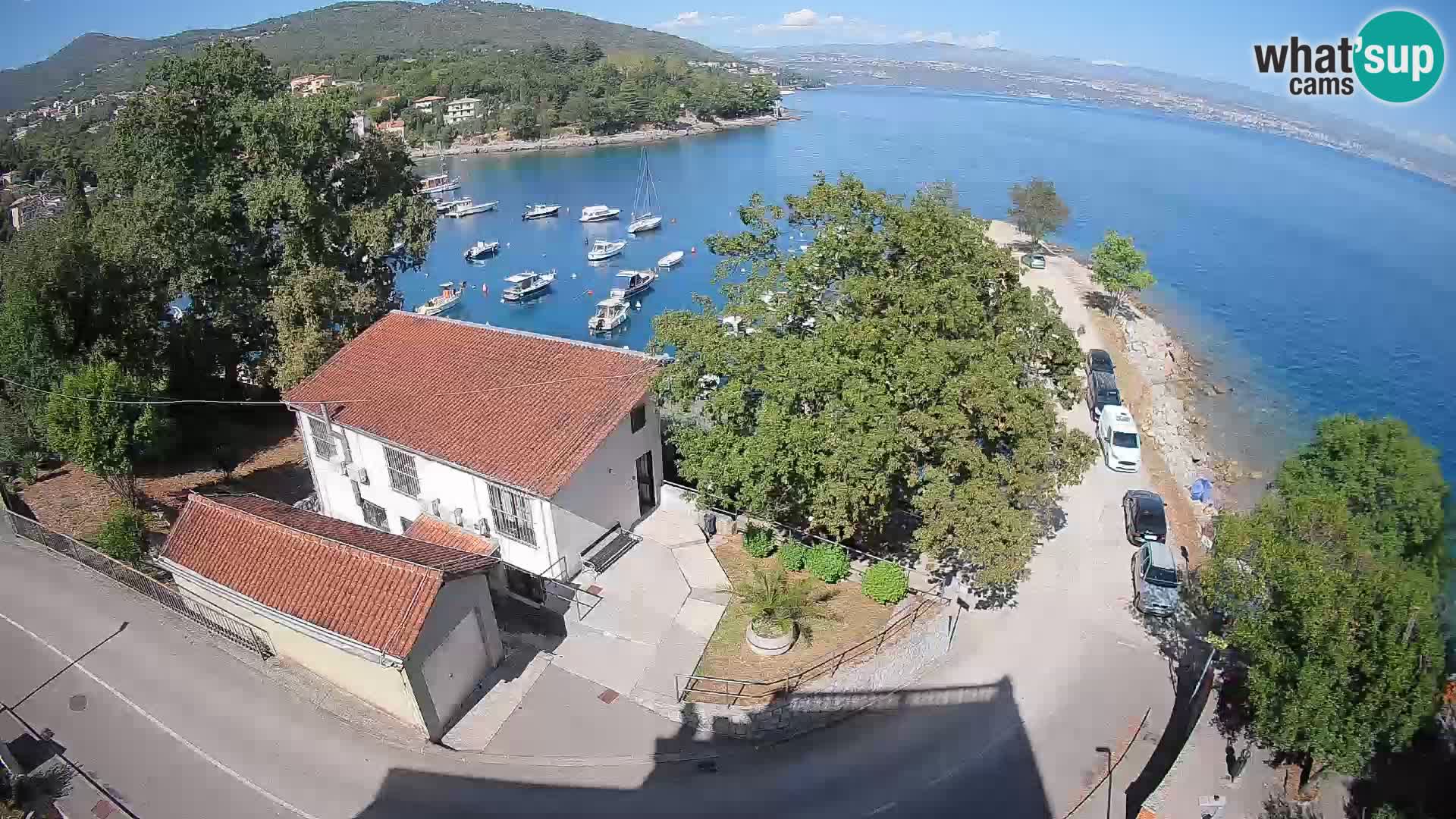 Ika Harbor Webcam – LIVE View of the Harbor and Opatija Lights