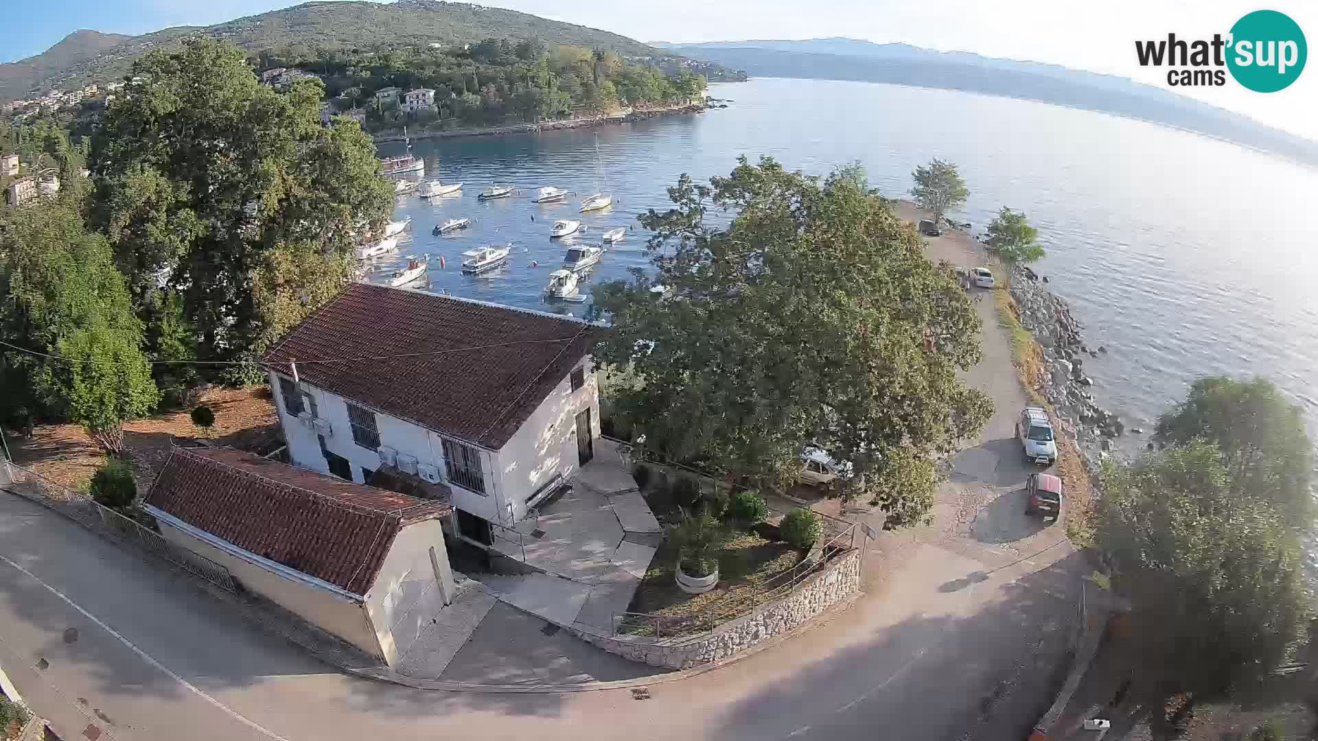 Ika Harbor Webcam – LIVE View of the Harbor and Opatija Lights