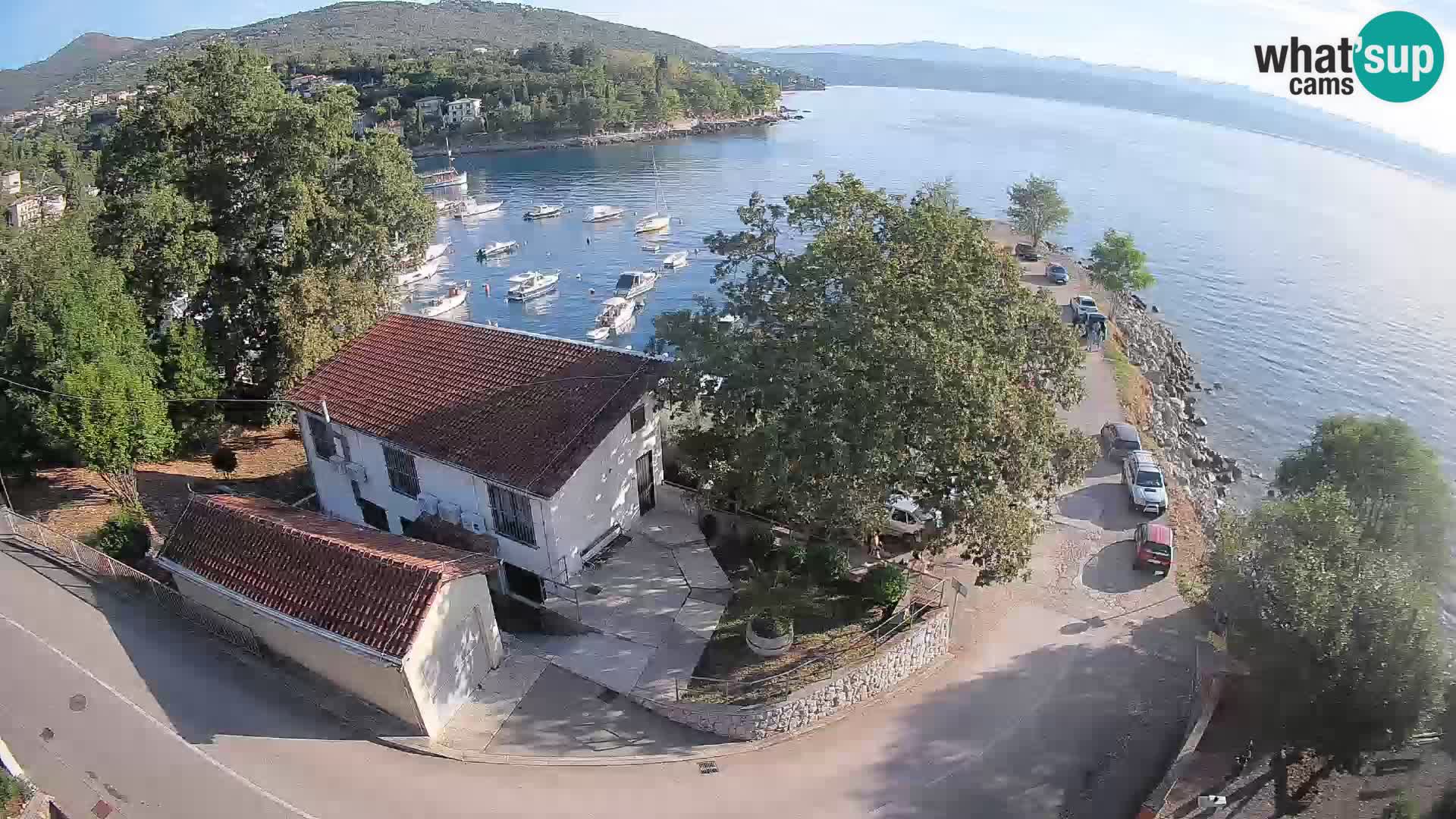 Ika Harbor Webcam – LIVE View of the Harbor and Opatija Lights
