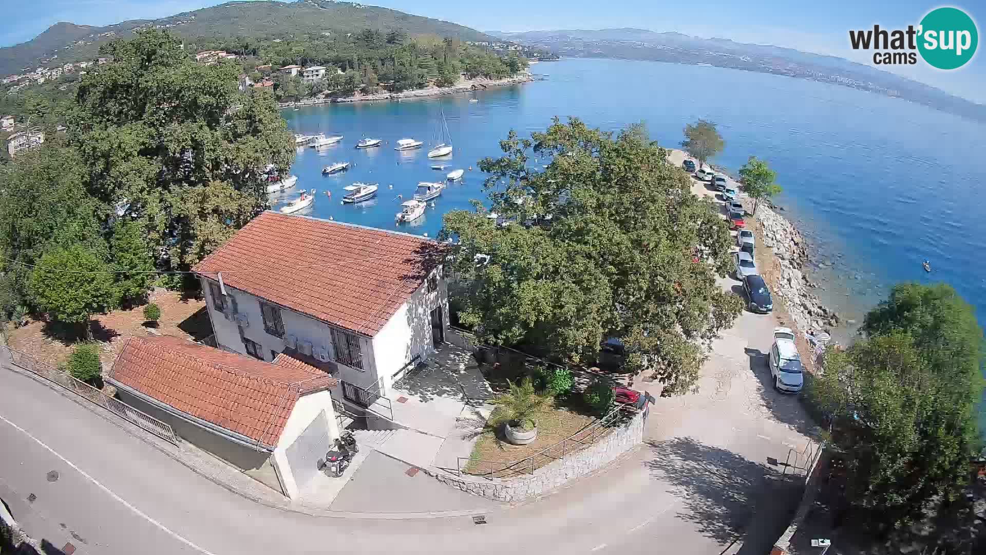 Ika Harbor Webcam – LIVE View of the Harbor and Opatija Lights