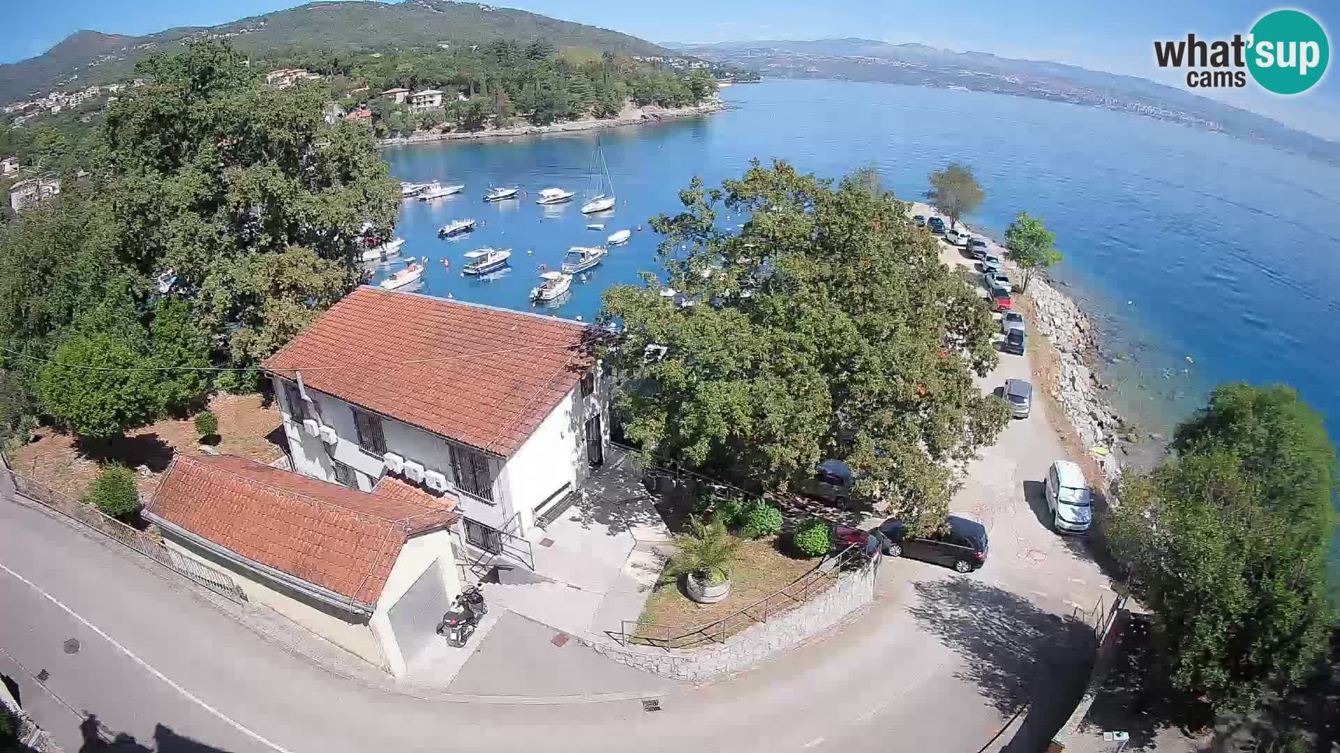 Ika Harbor Webcam – LIVE View of the Harbor and Opatija Lights
