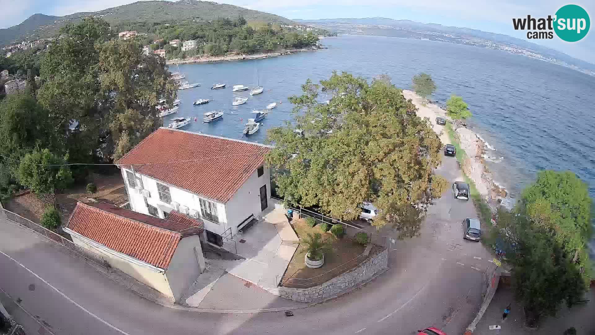 Ika Harbor Webcam – LIVE View of the Harbor and Opatija Lights