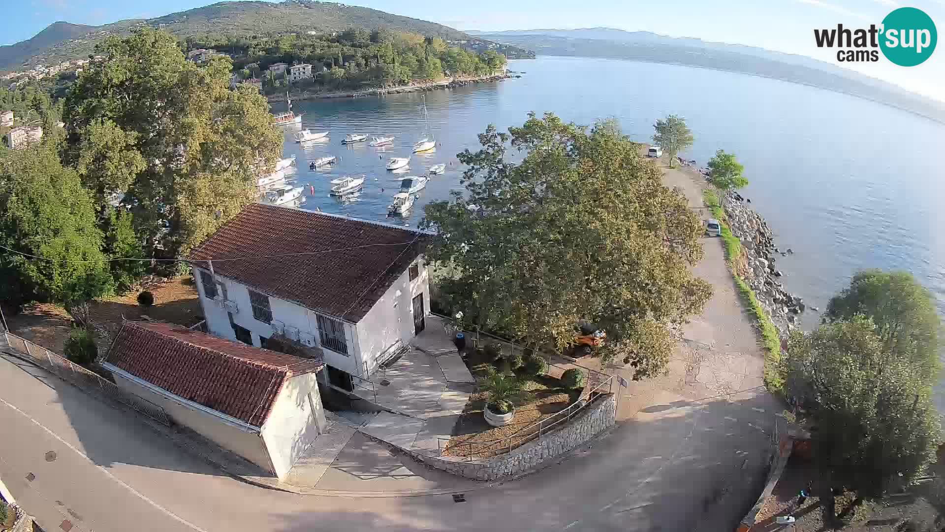 Ika Harbor Webcam – LIVE View of the Harbor and Opatija Lights