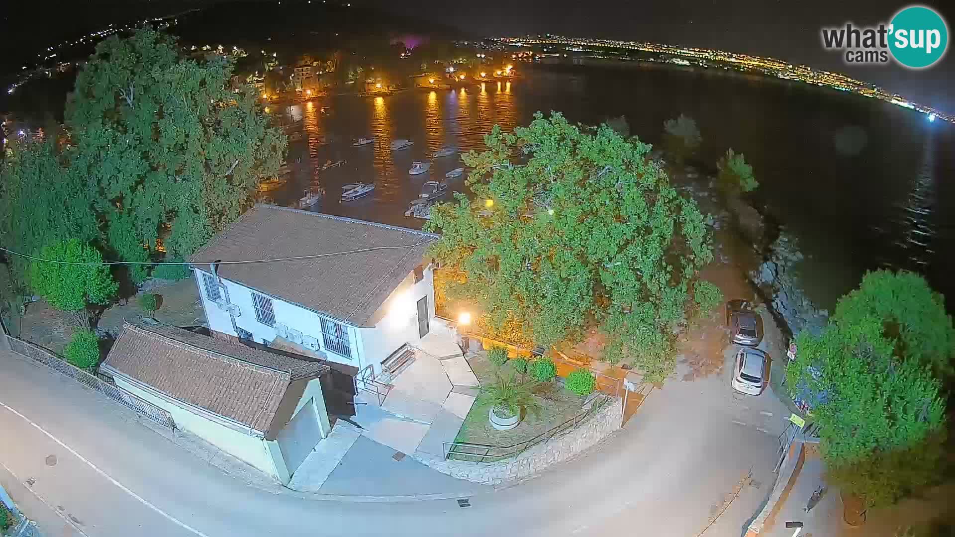 Ika Harbor Webcam – LIVE View of the Harbor and Opatija Lights