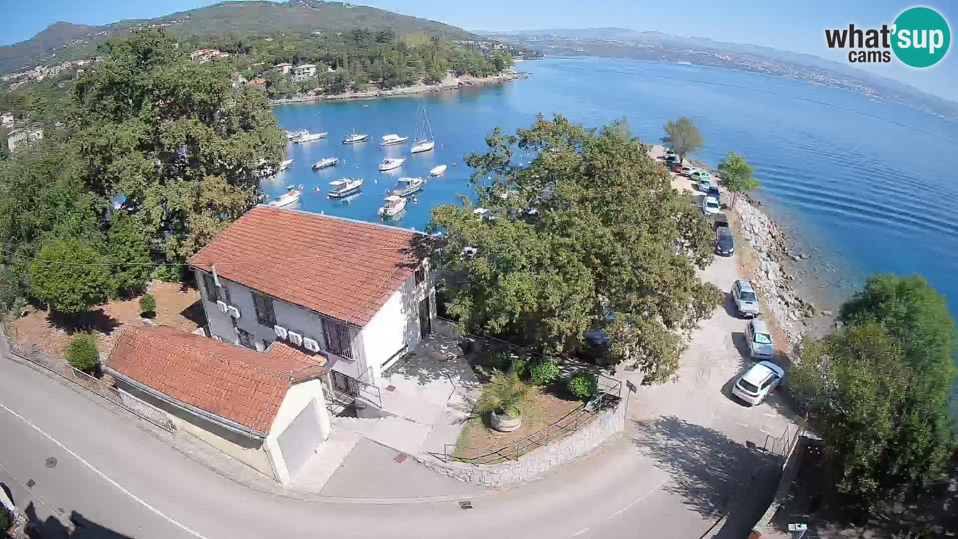 Ika Harbor Webcam – LIVE View of the Harbor and Opatija Lights