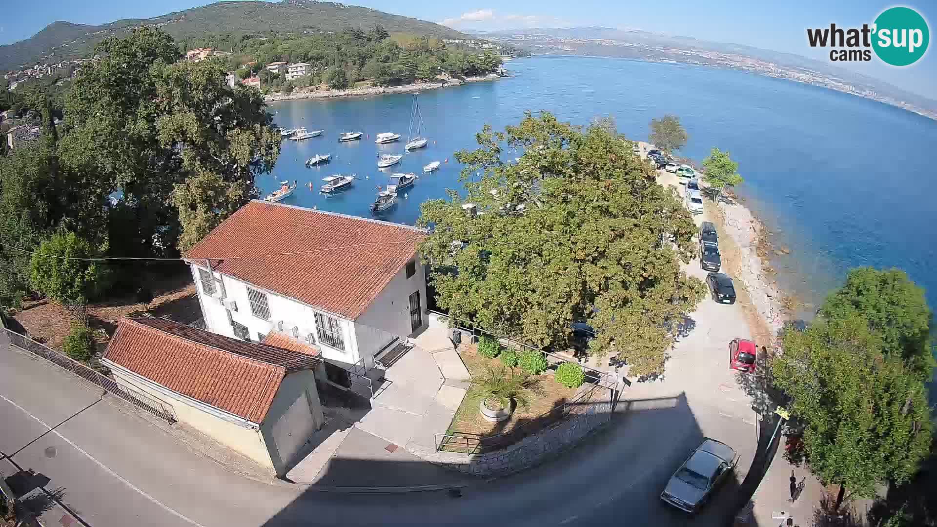 Ika Harbor Webcam – LIVE View of the Harbor and Opatija Lights