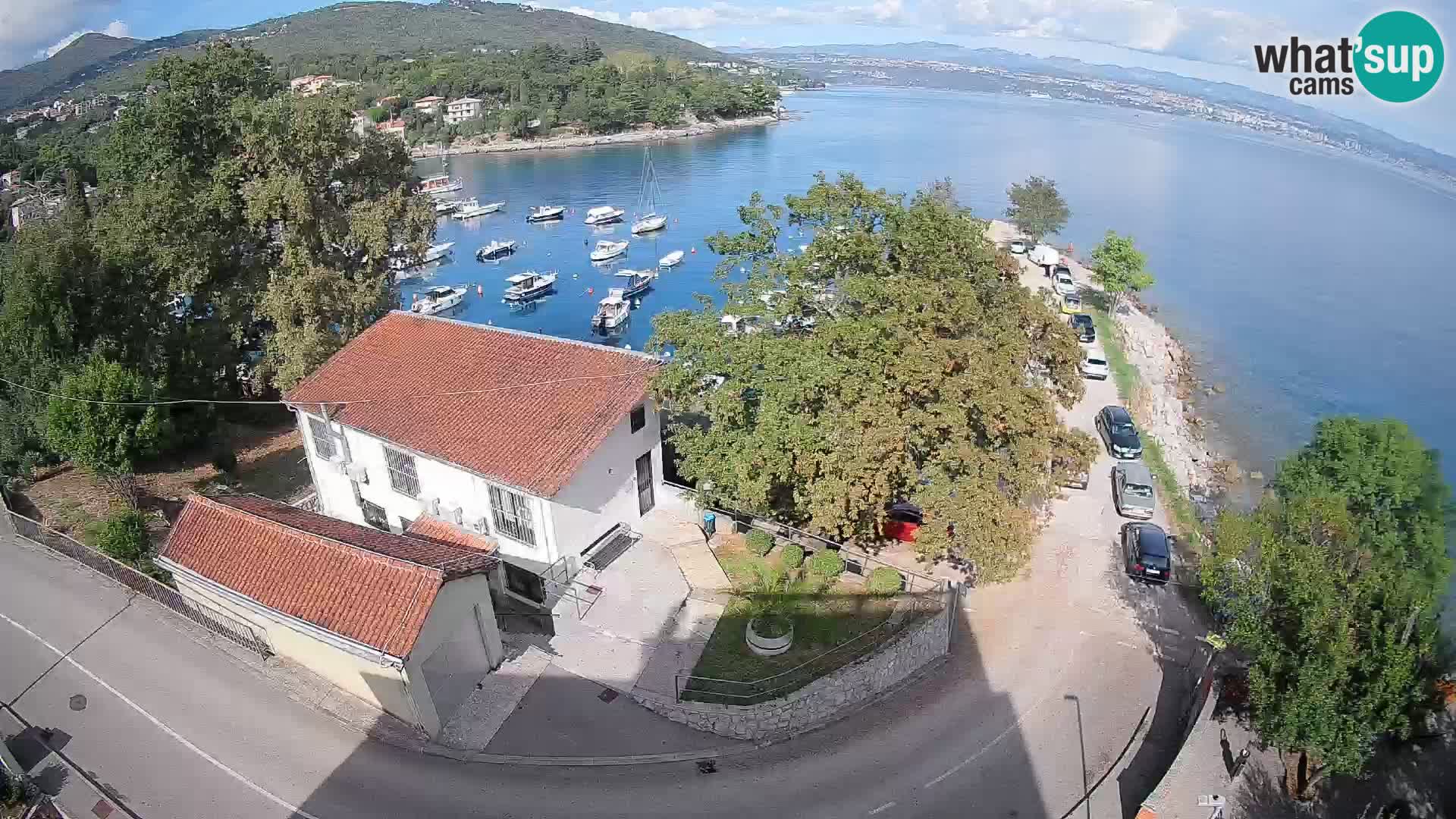 Ika Harbor Webcam – LIVE View of the Harbor and Opatija Lights