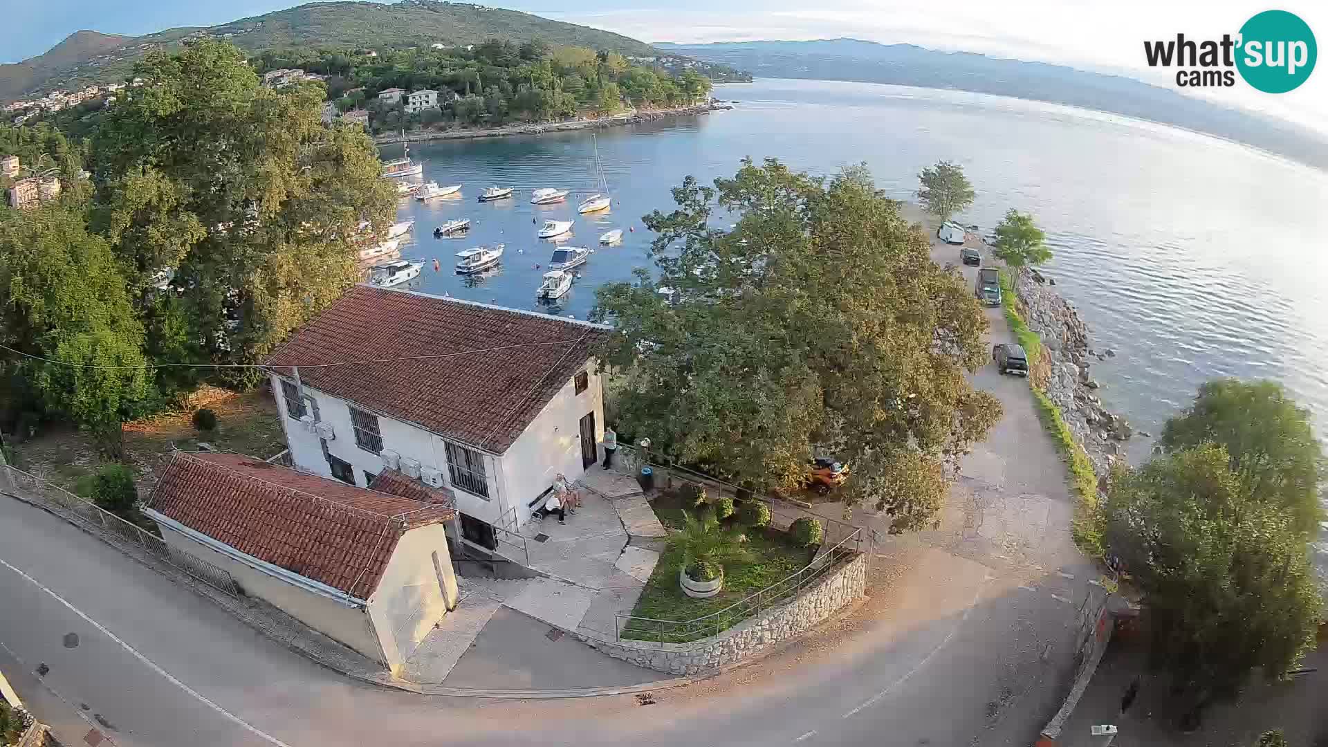 Ika Harbor Webcam – LIVE View of the Harbor and Opatija Lights