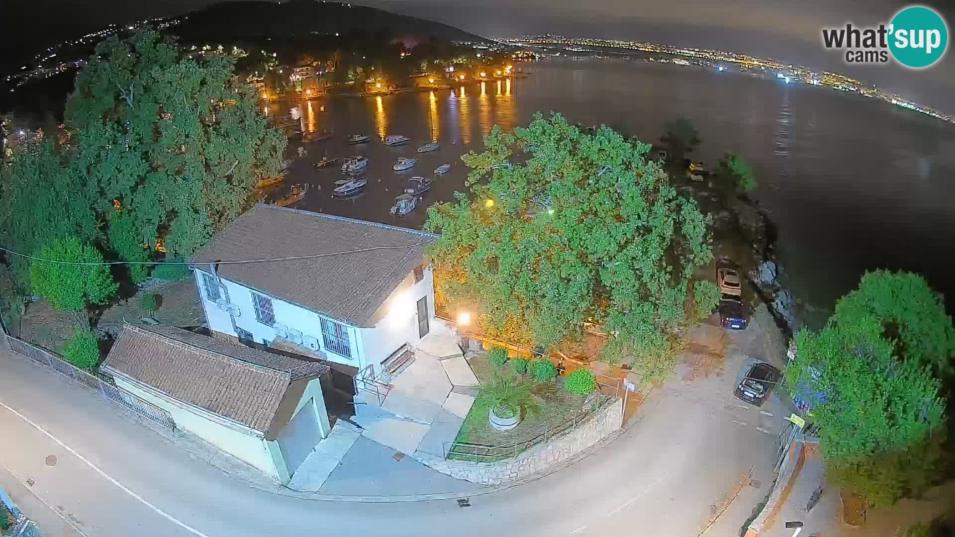 Ika Harbor Webcam – LIVE View of the Harbor and Opatija Lights
