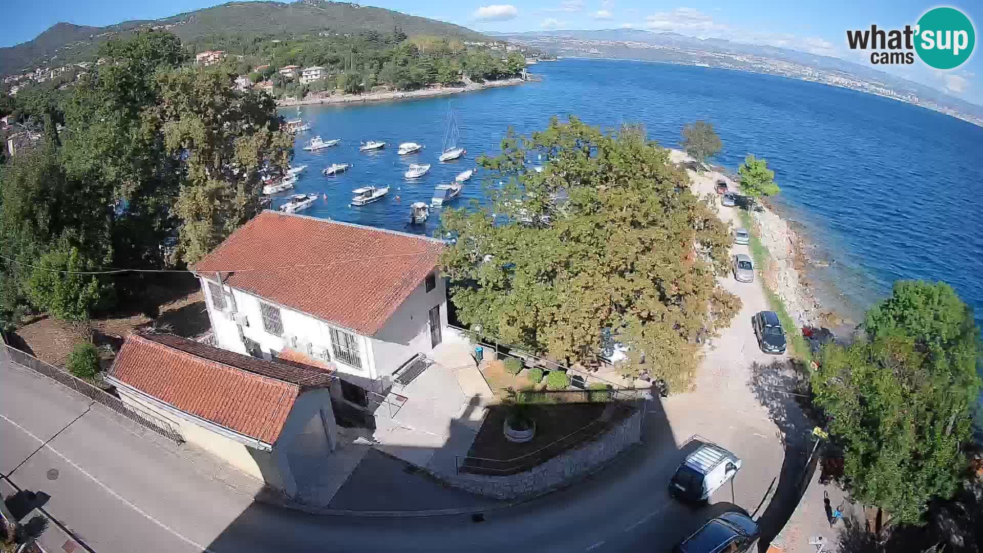 Ika Harbor Webcam – LIVE View of the Harbor and Opatija Lights