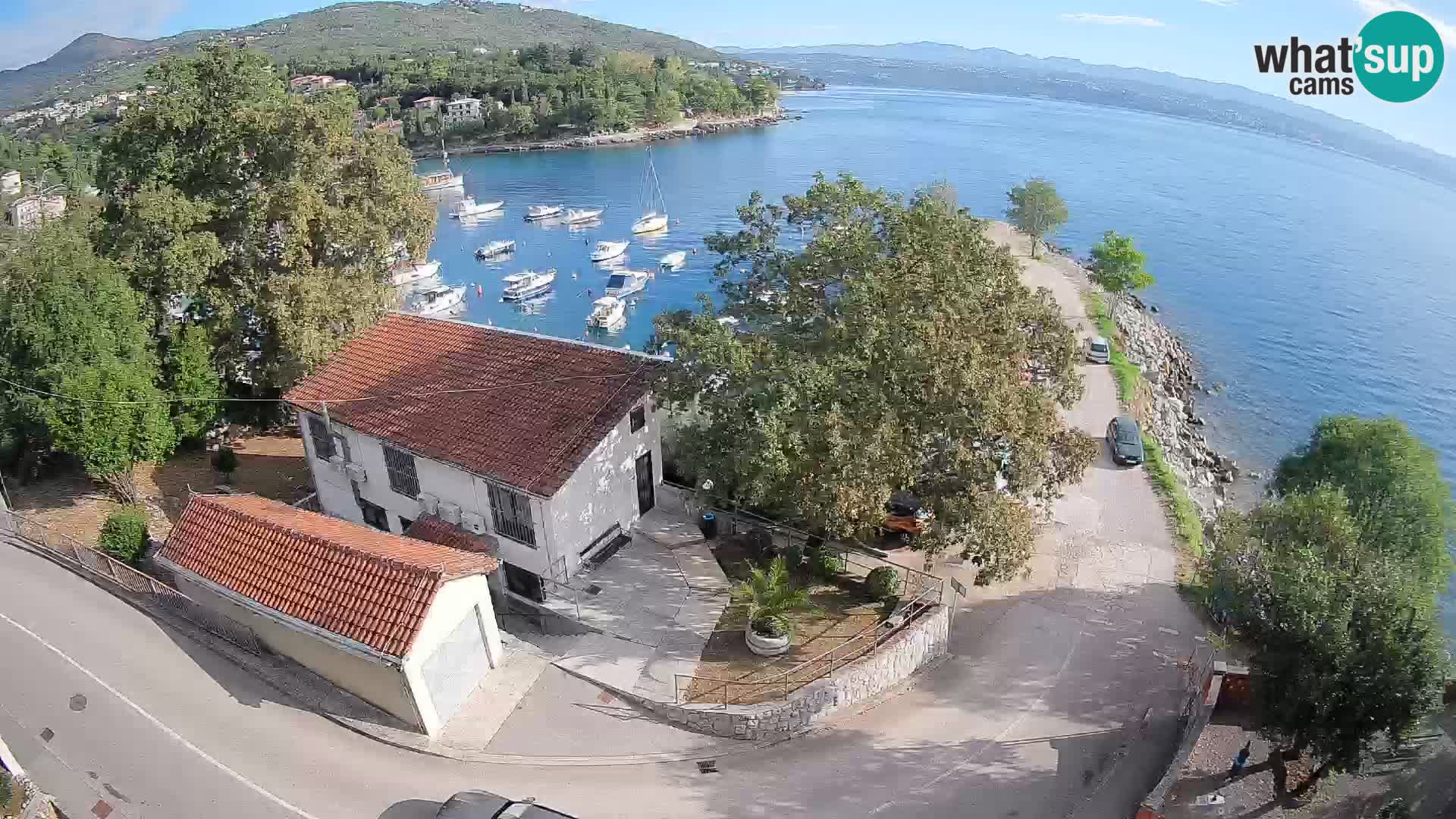 Ika Harbor Webcam – LIVE View of the Harbor and Opatija Lights