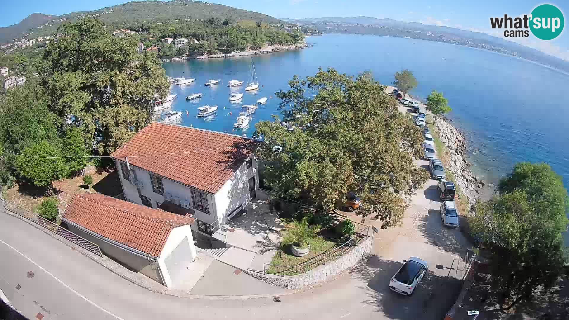 Ika Harbor Webcam – LIVE View of the Harbor and Opatija Lights