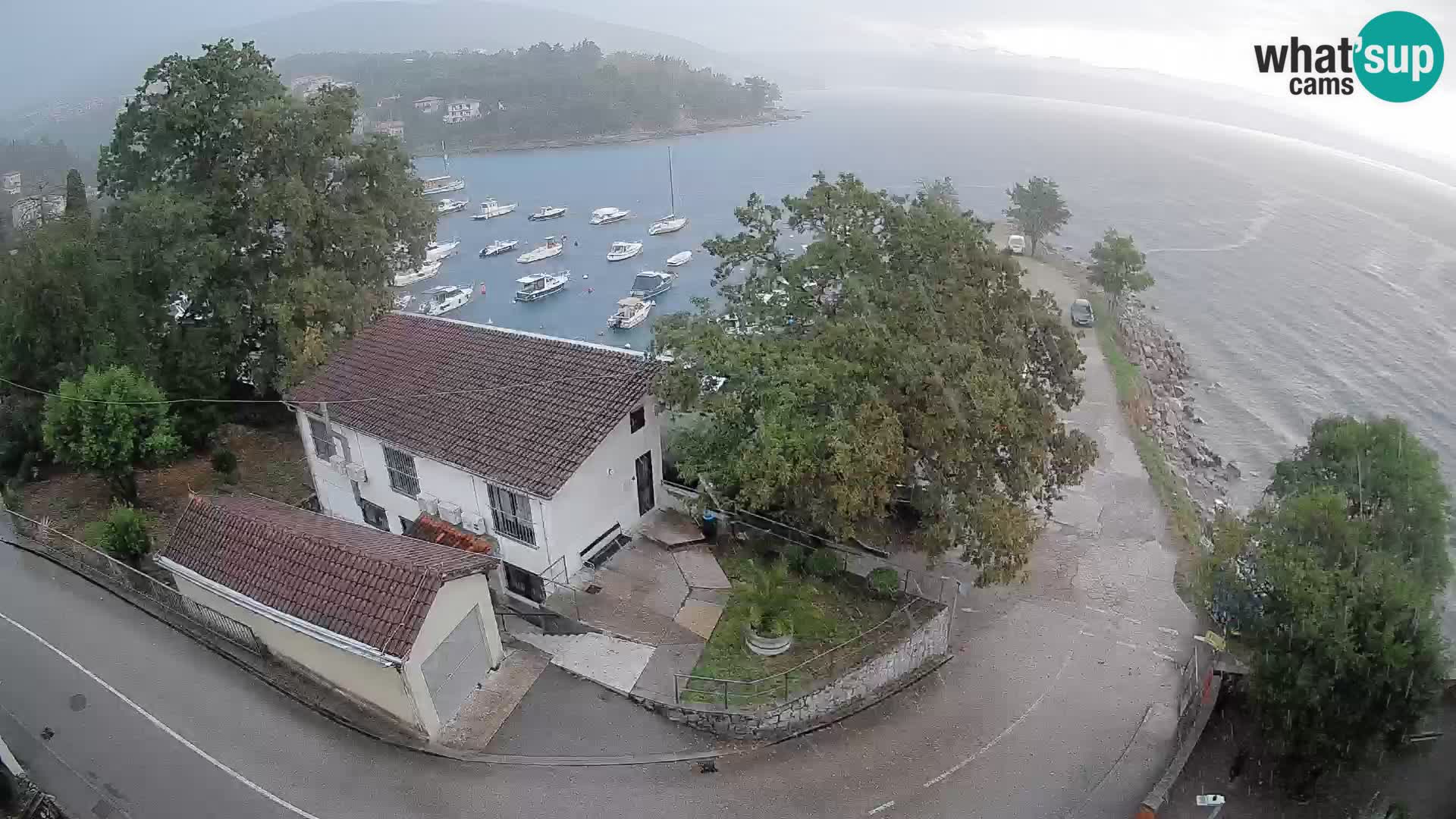 Ika Harbor Webcam – LIVE View of the Harbor and Opatija Lights