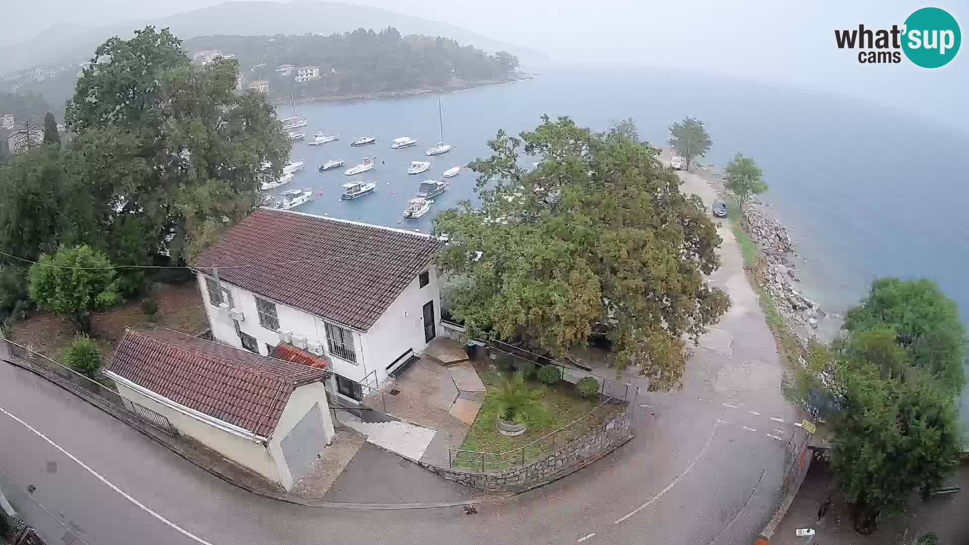 Ika Harbor Webcam – LIVE View of the Harbor and Opatija Lights