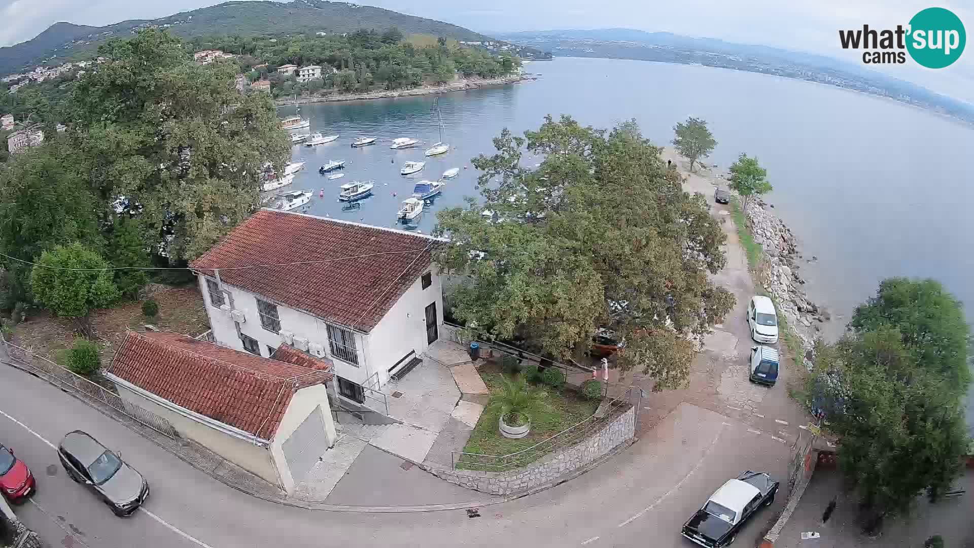 Ika Harbor Webcam – LIVE View of the Harbor and Opatija Lights