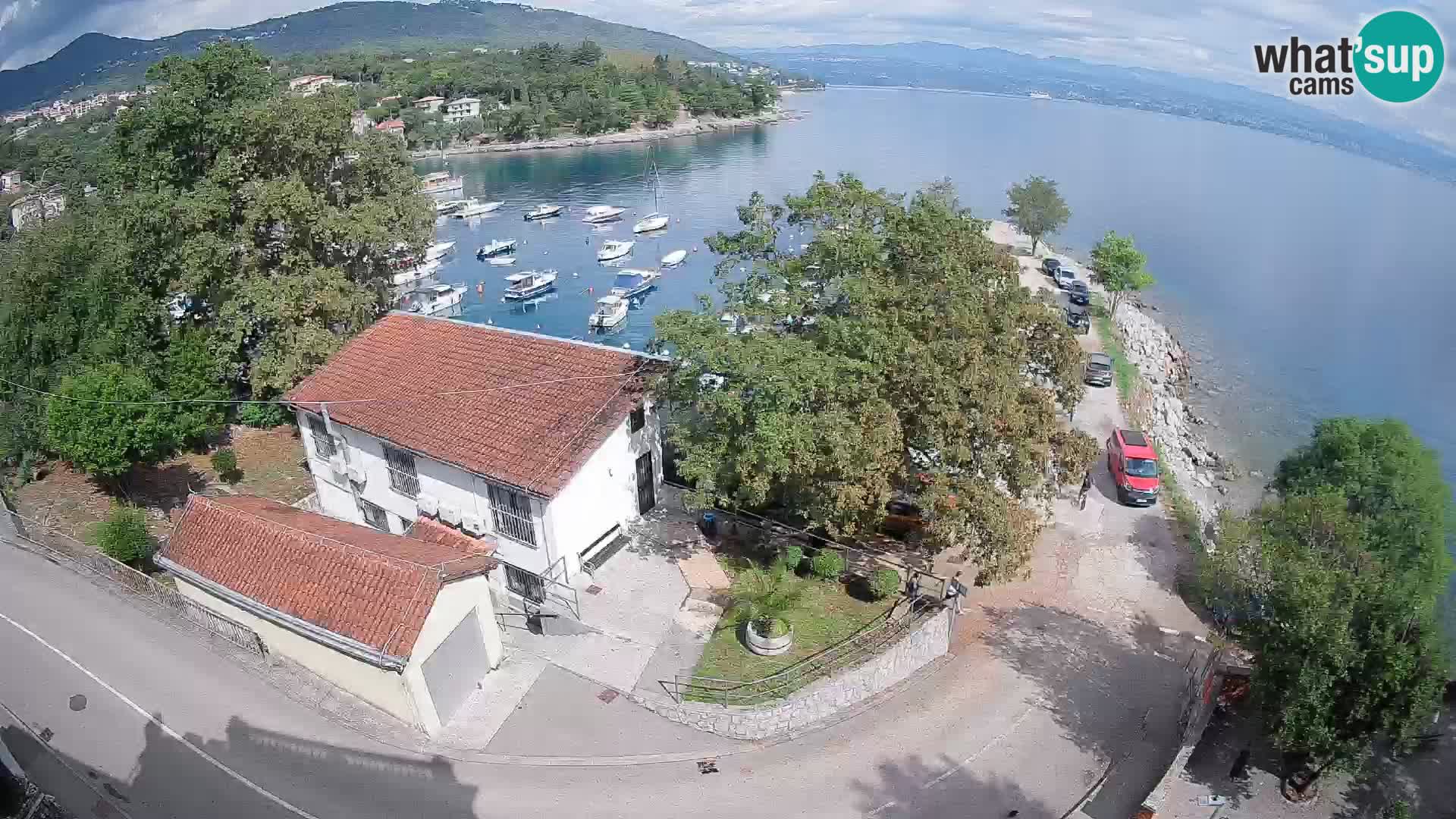 Ika Harbor Webcam – LIVE View of the Harbor and Opatija Lights