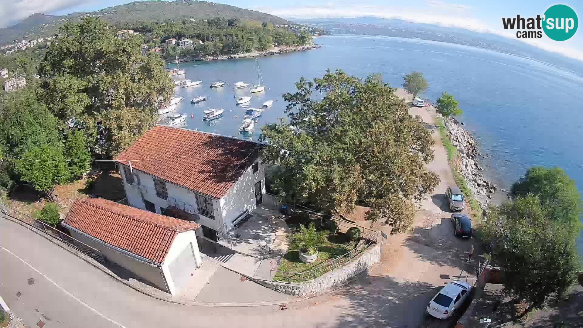 Ika Harbor Webcam – LIVE View of the Harbor and Opatija Lights