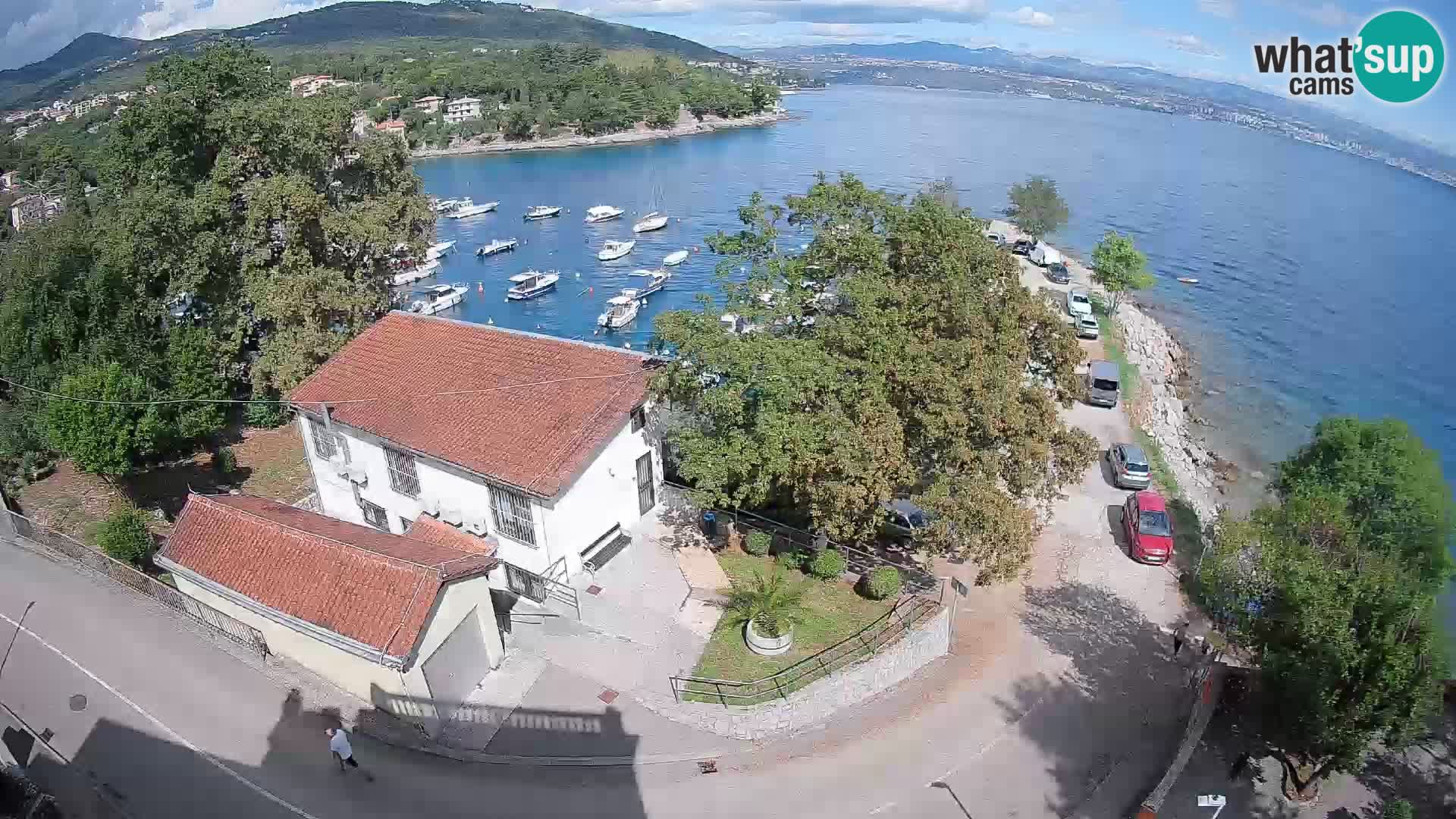 Ika Harbor Webcam – LIVE View of the Harbor and Opatija Lights