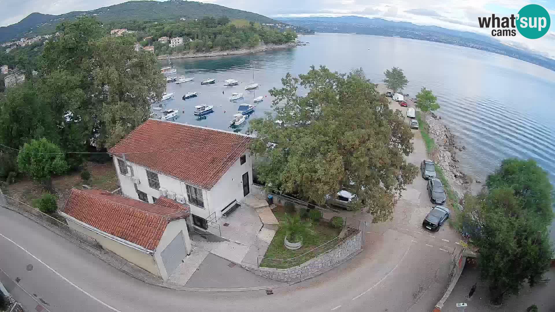 Ika Harbor Webcam – LIVE View of the Harbor and Opatija Lights