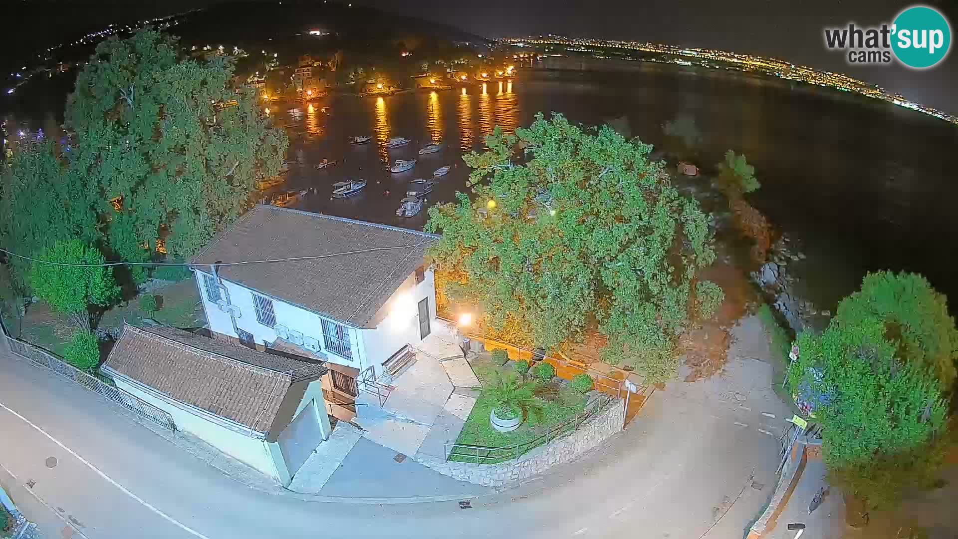 Webcam porto Ika – Vista LIVE sul porto e le luci di Opatija