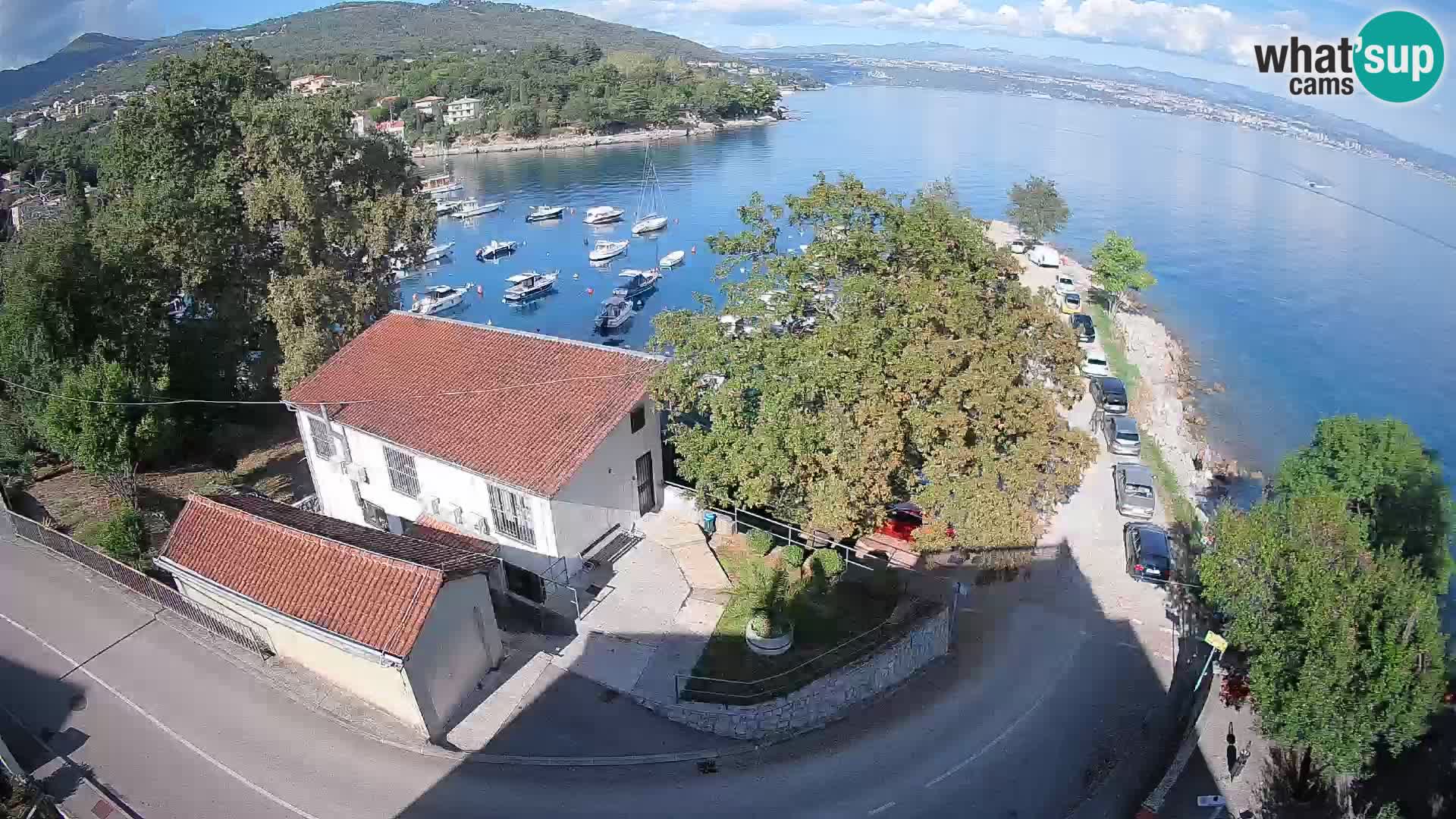 Ika Harbor Webcam – LIVE View of the Harbor and Opatija Lights