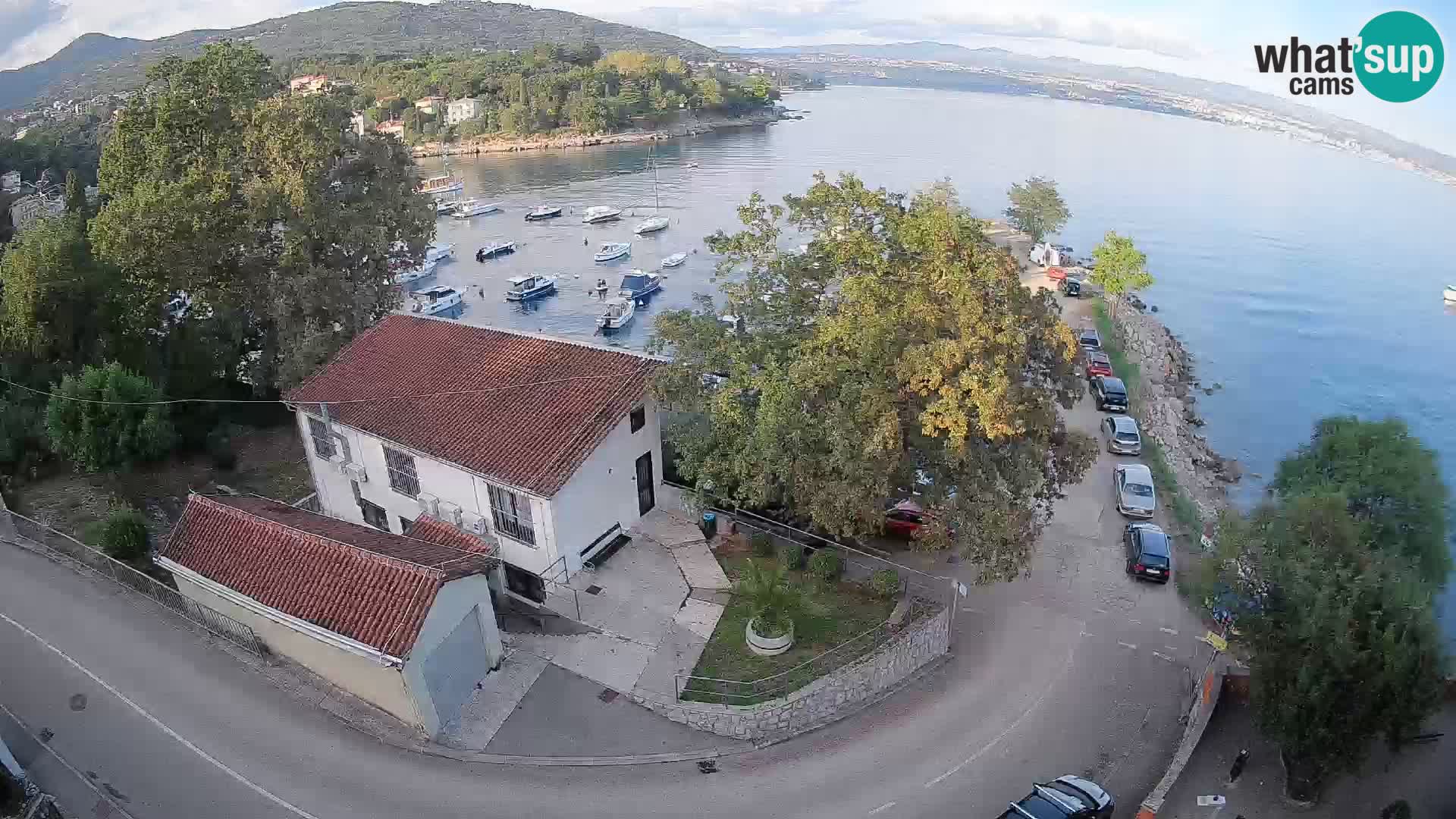 Ika Harbor Webcam – LIVE View of the Harbor and Opatija Lights