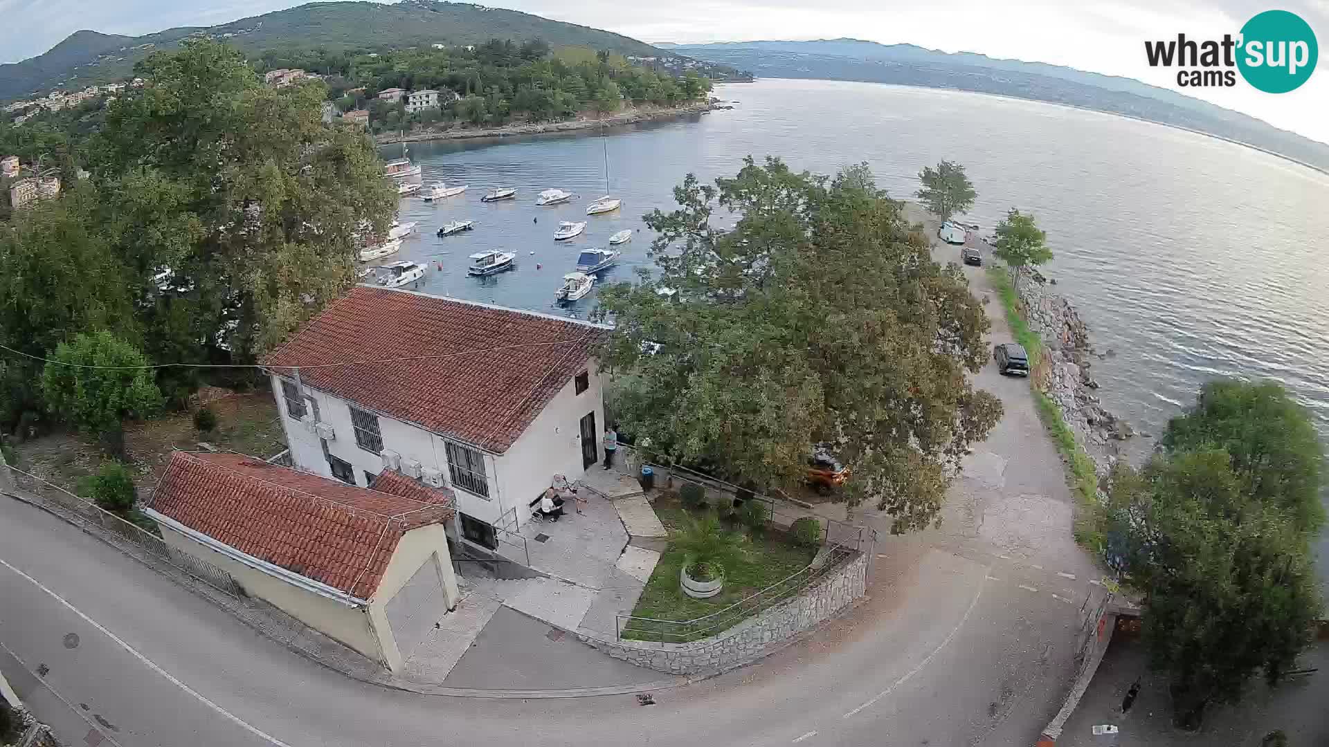 Ika Harbor Webcam – LIVE View of the Harbor and Opatija Lights