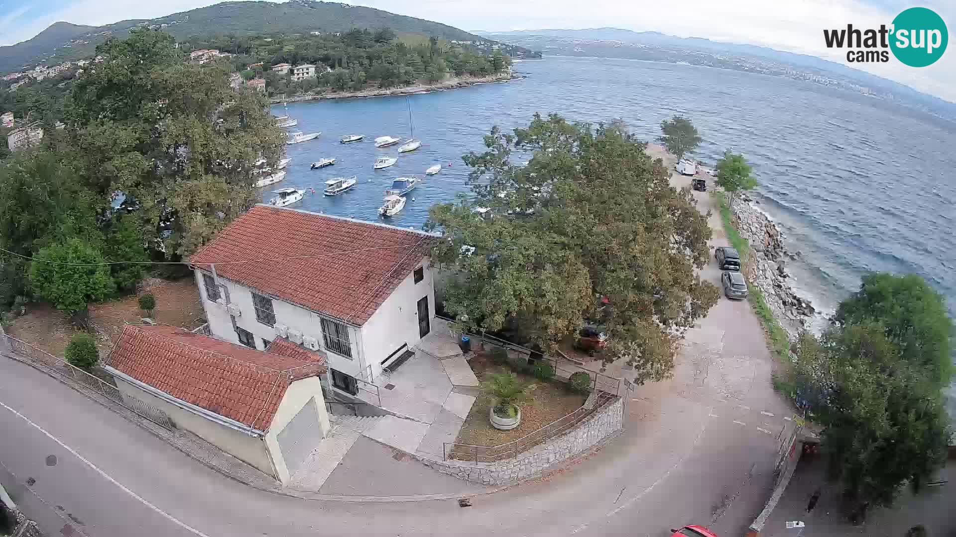 Ika Harbor Webcam – LIVE View of the Harbor and Opatija Lights