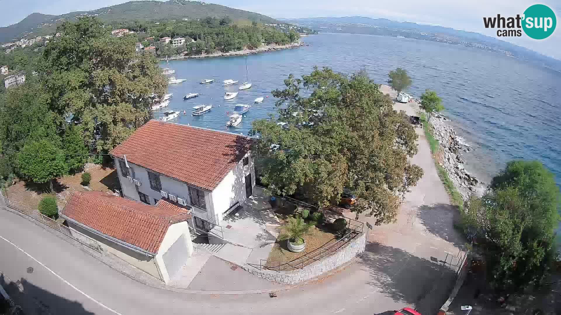 Ika Harbor Webcam – LIVE View of the Harbor and Opatija Lights