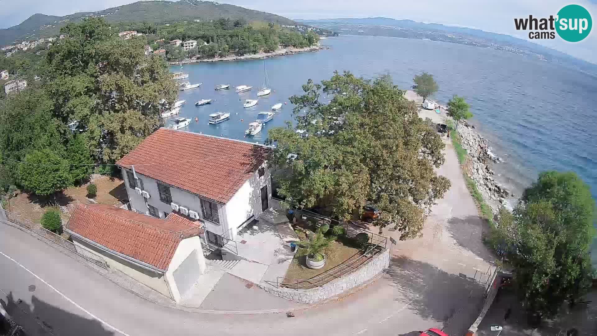 Ika Harbor Webcam – LIVE View of the Harbor and Opatija Lights