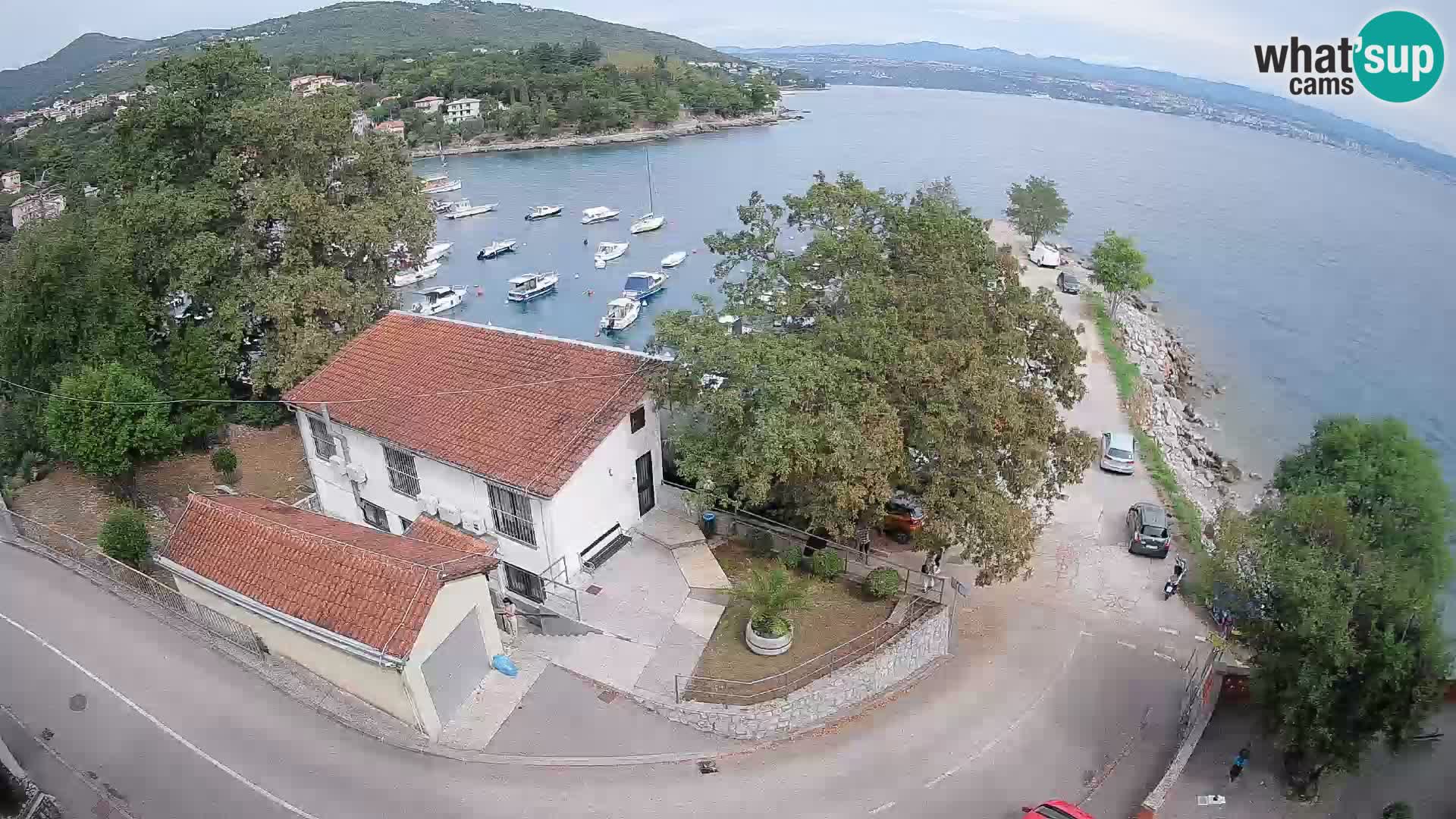 Ika Harbor Webcam – LIVE View of the Harbor and Opatija Lights