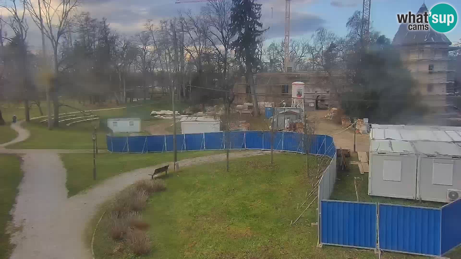 LIVEcam Perivoj Erdödy Castle Grounds webcam Jastrebarsko