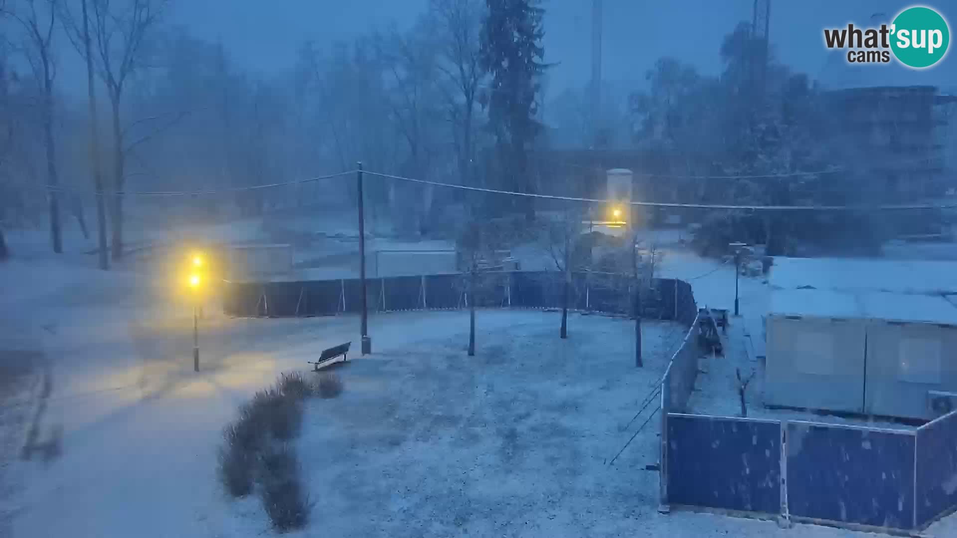 LIVEcam Perivoj Erdödy Castle Grounds webcam Jastrebarsko