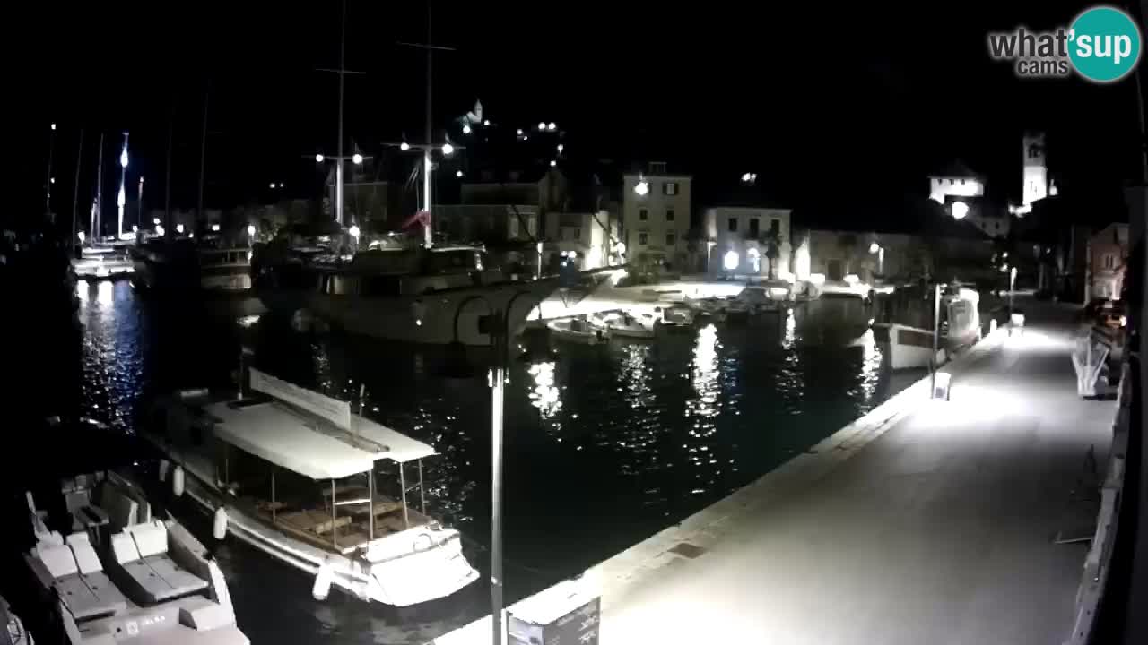 Jelsa Live Webcam Hvar – Pjaca – Dalmatia